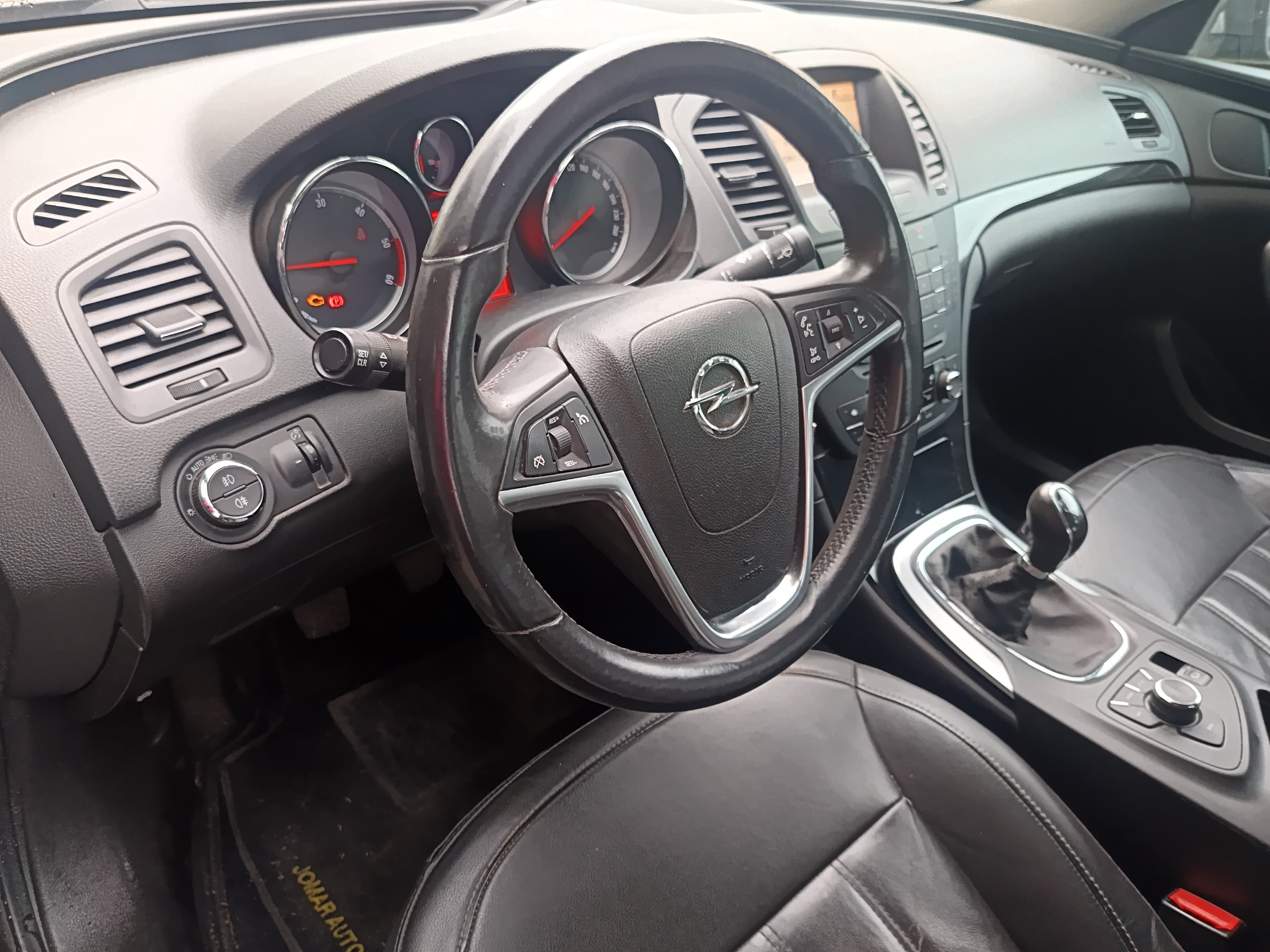 Opel Insignia · Ano 2009 — imagem 39