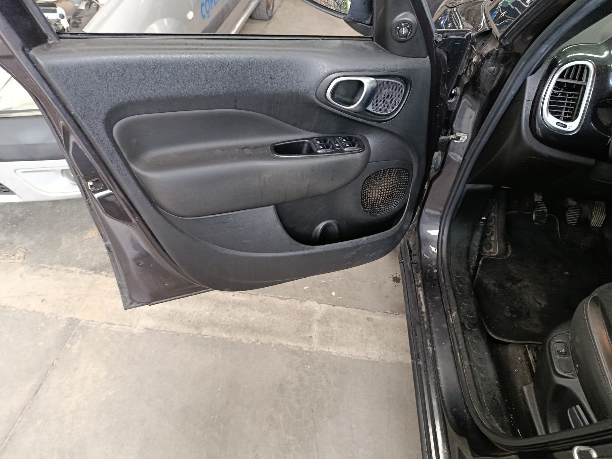 Fiat 500L · Ano 2019 — imagen 11