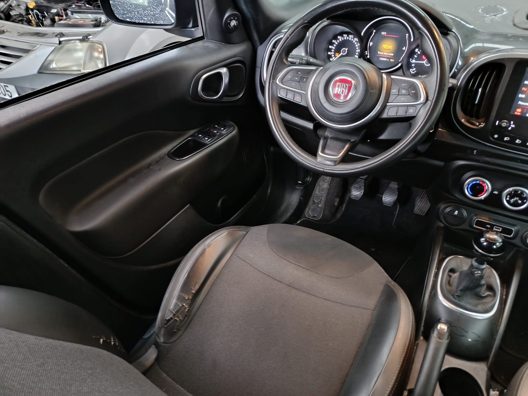 Fiat 500L · Ano 2019 — imagen 19