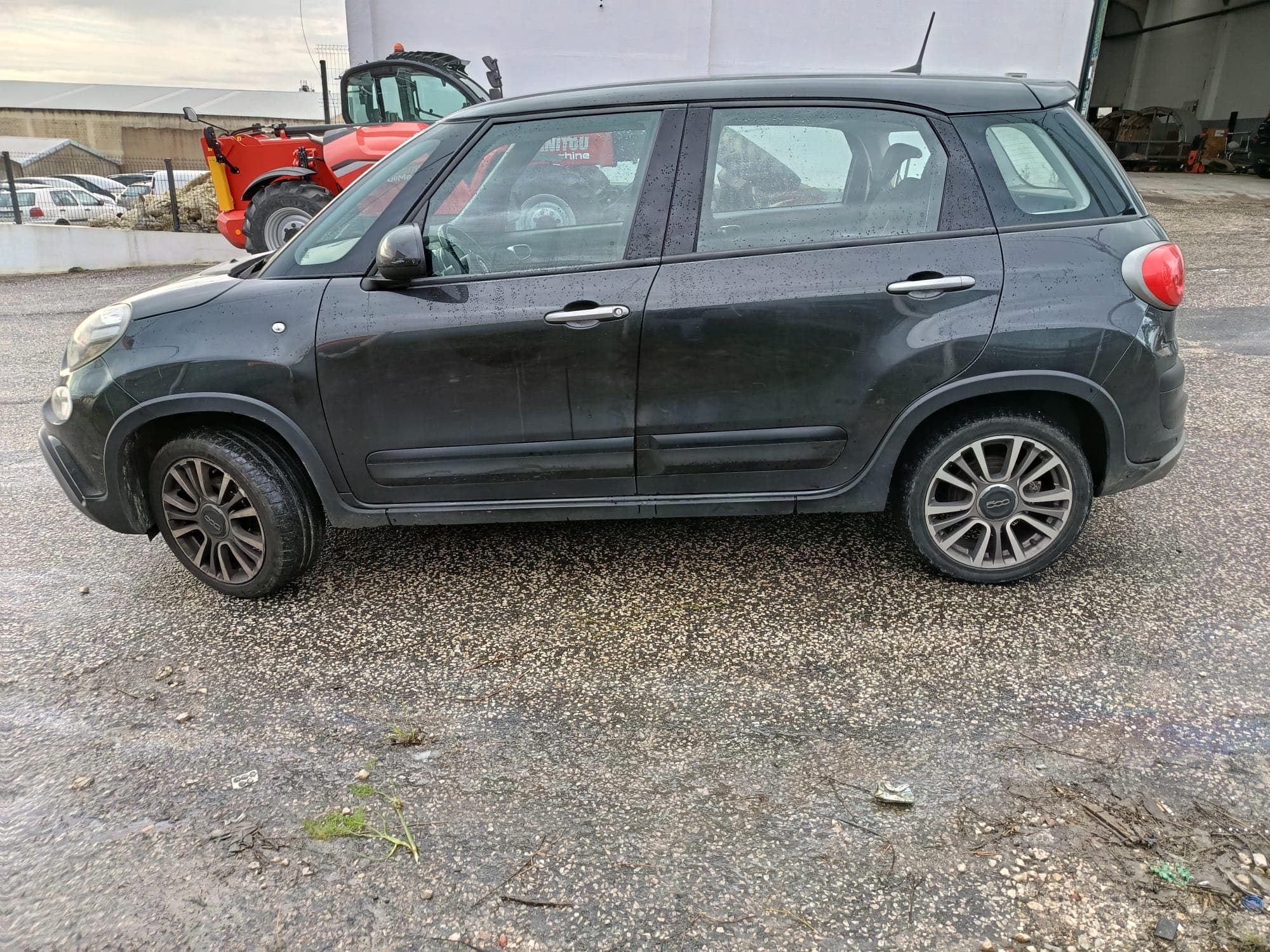 Fiat 500L · Ano 2019 — imagen 6