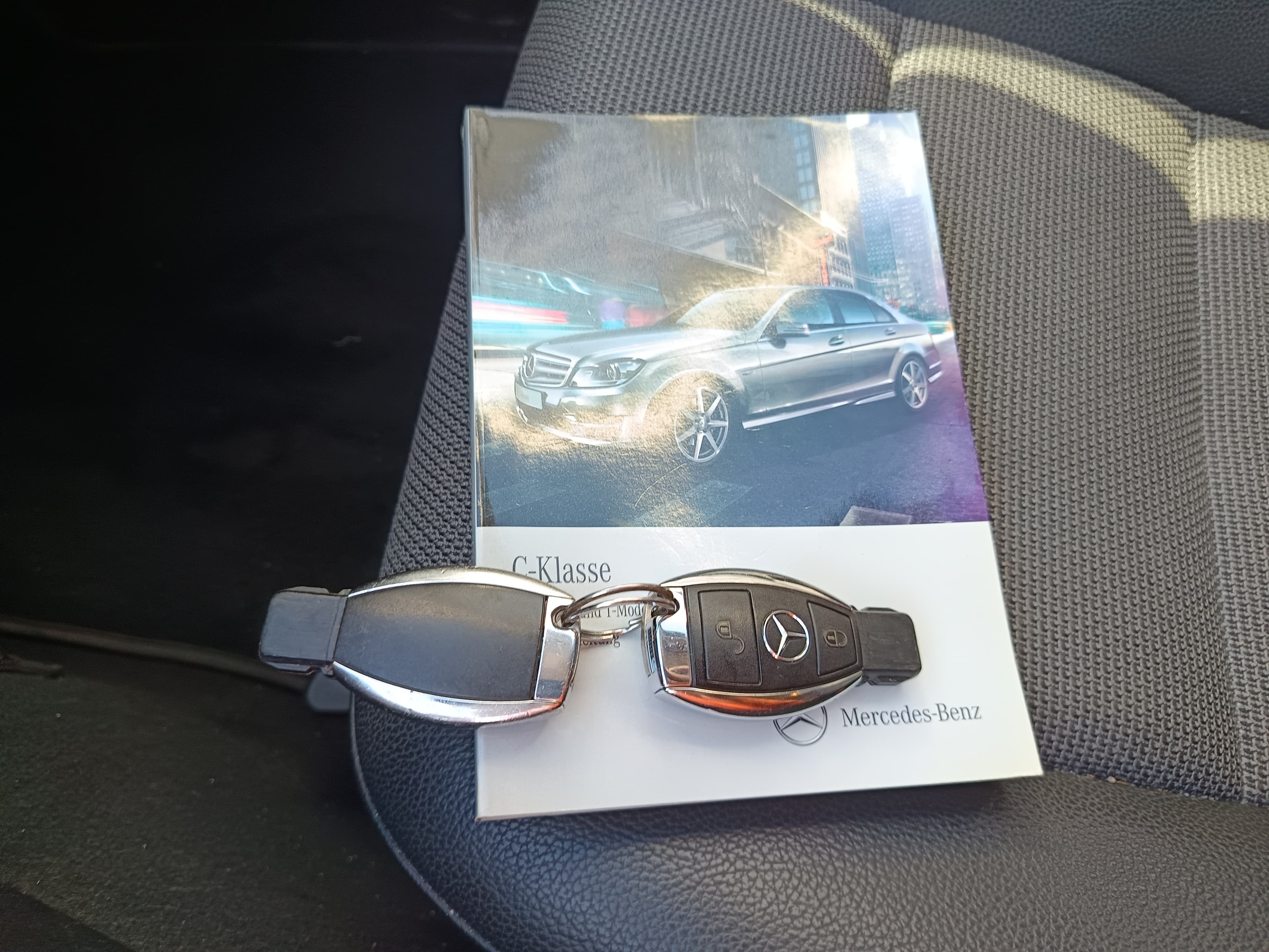 Mercedes-Benz C220 · Ano 2012 — imagem 45