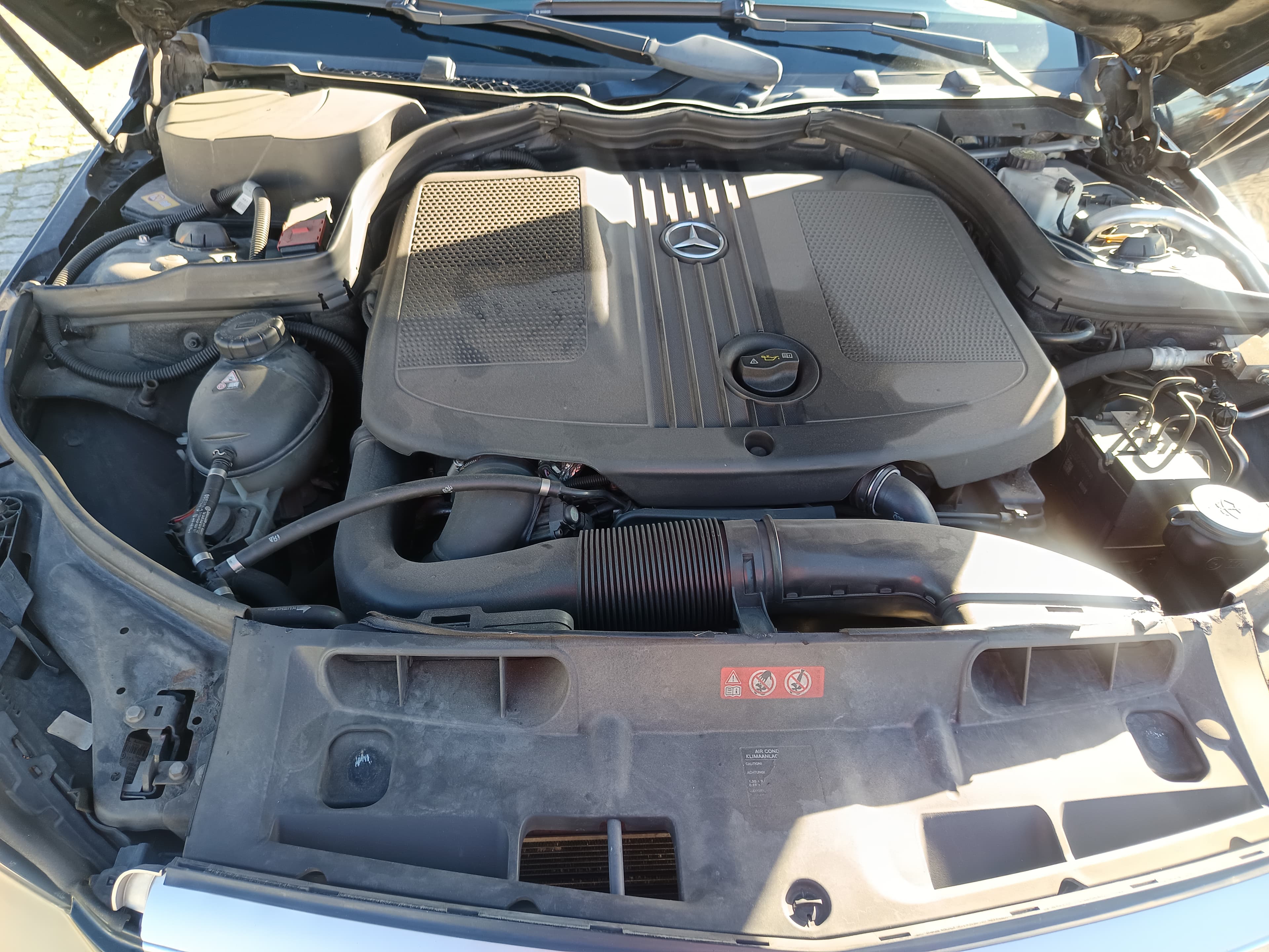 Mercedes-Benz C220 · Ano 2012 — imagem 17