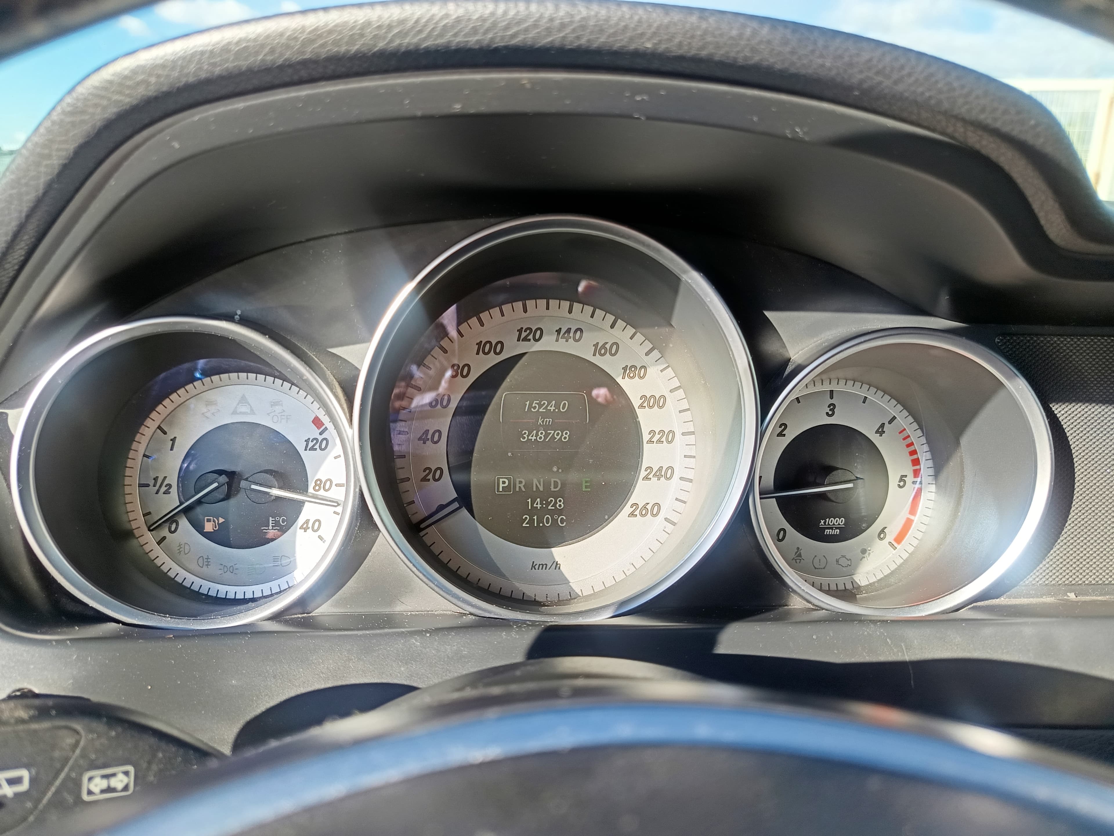 Mercedes-Benz C220 · Ano 2012 — imagem 42