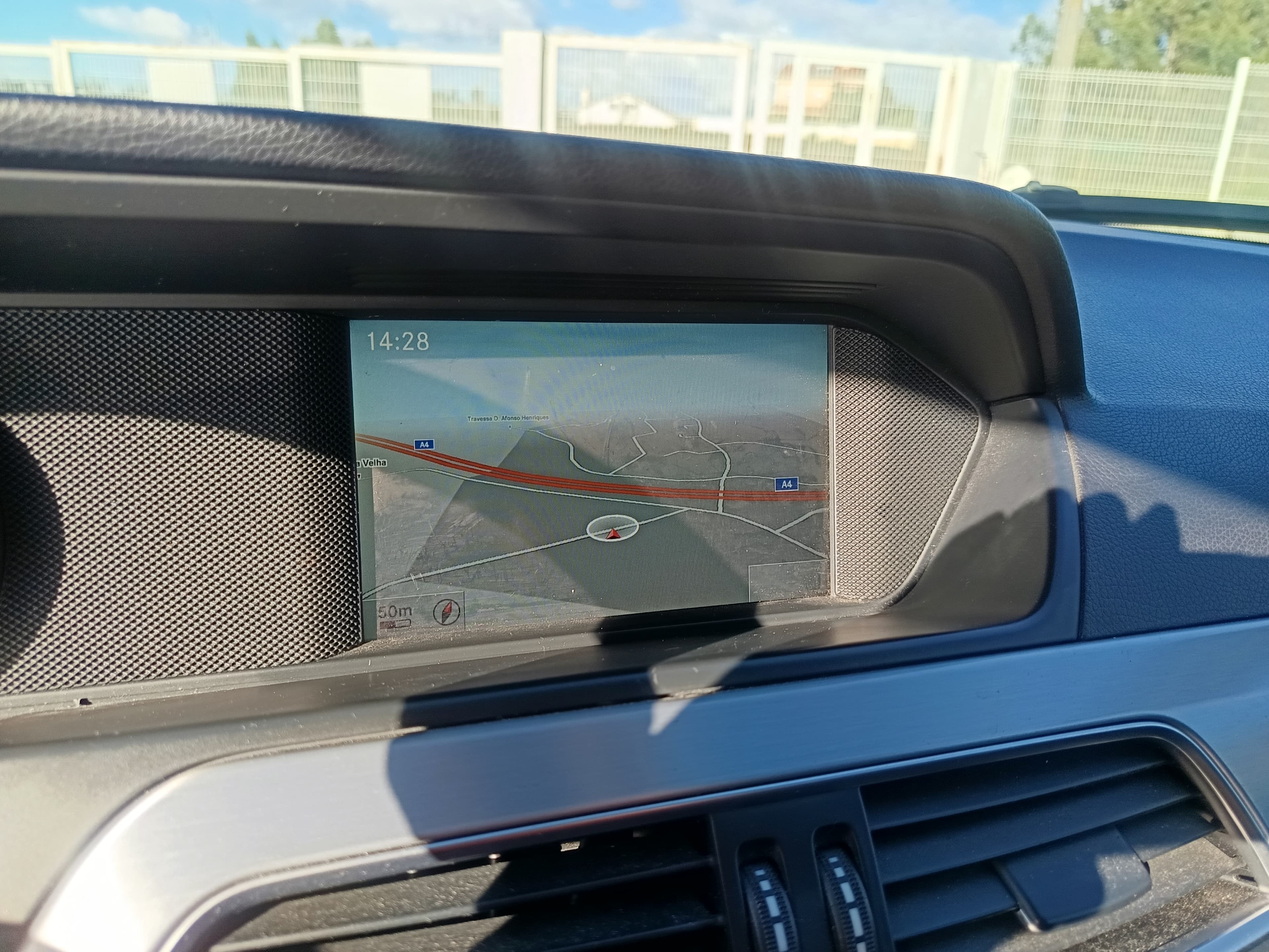 Mercedes-Benz C220 · Ano 2012 — imagem 38