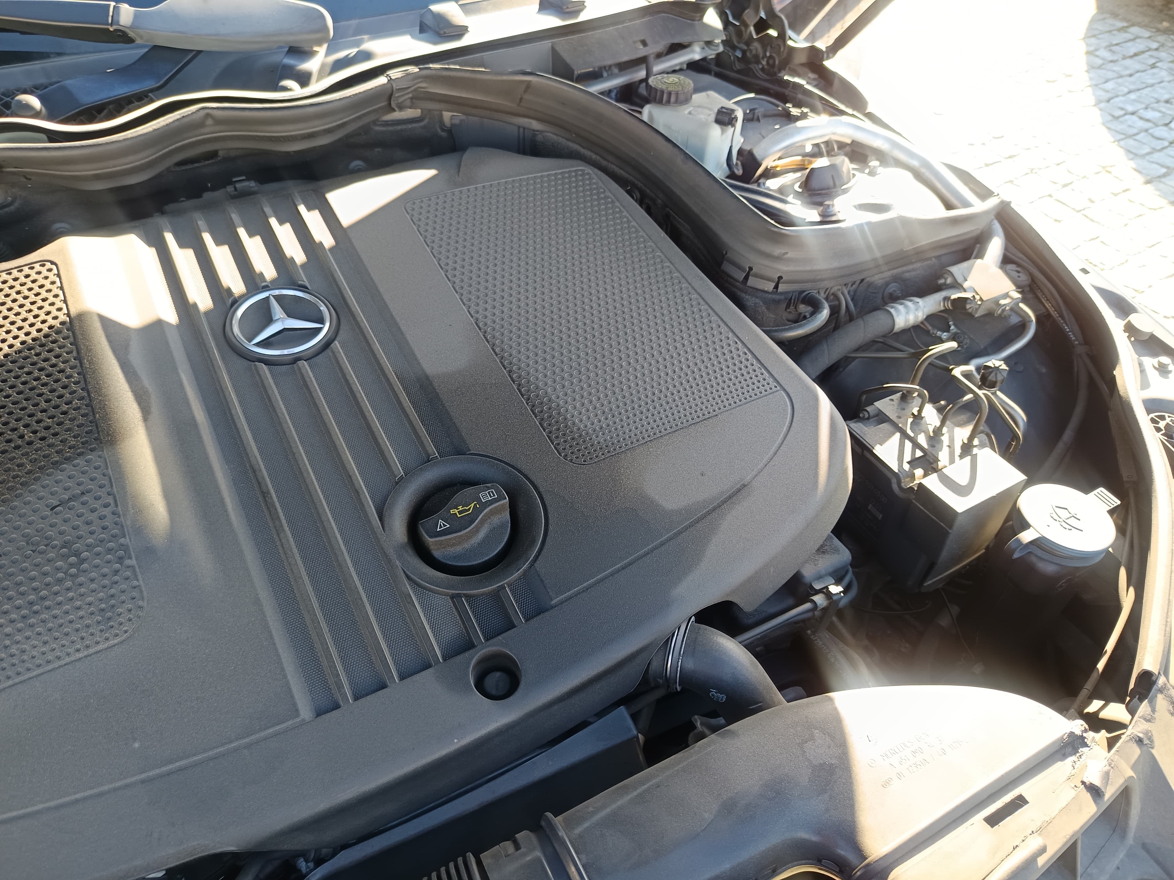 Mercedes-Benz C220 · Ano 2012 — imagem 19