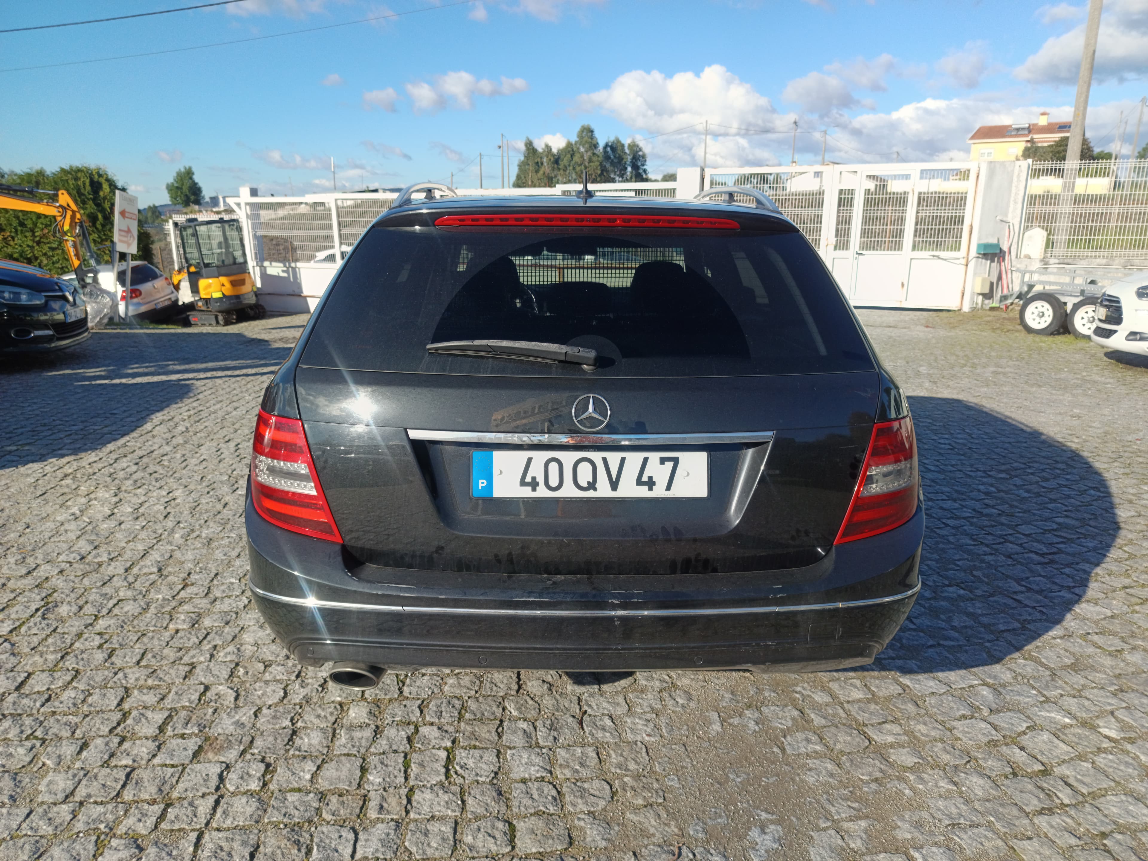 Mercedes-Benz C220 · Ano 2012 — imagem 6