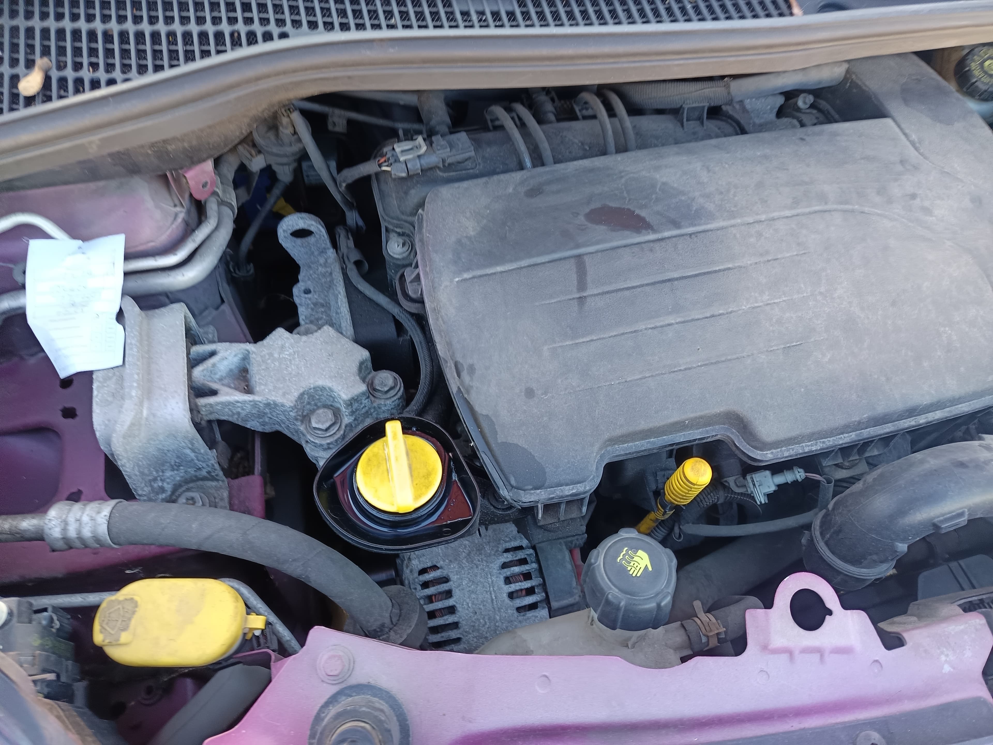 Renault Twingo 1.2 16V · Ano 2012 — imagen 13