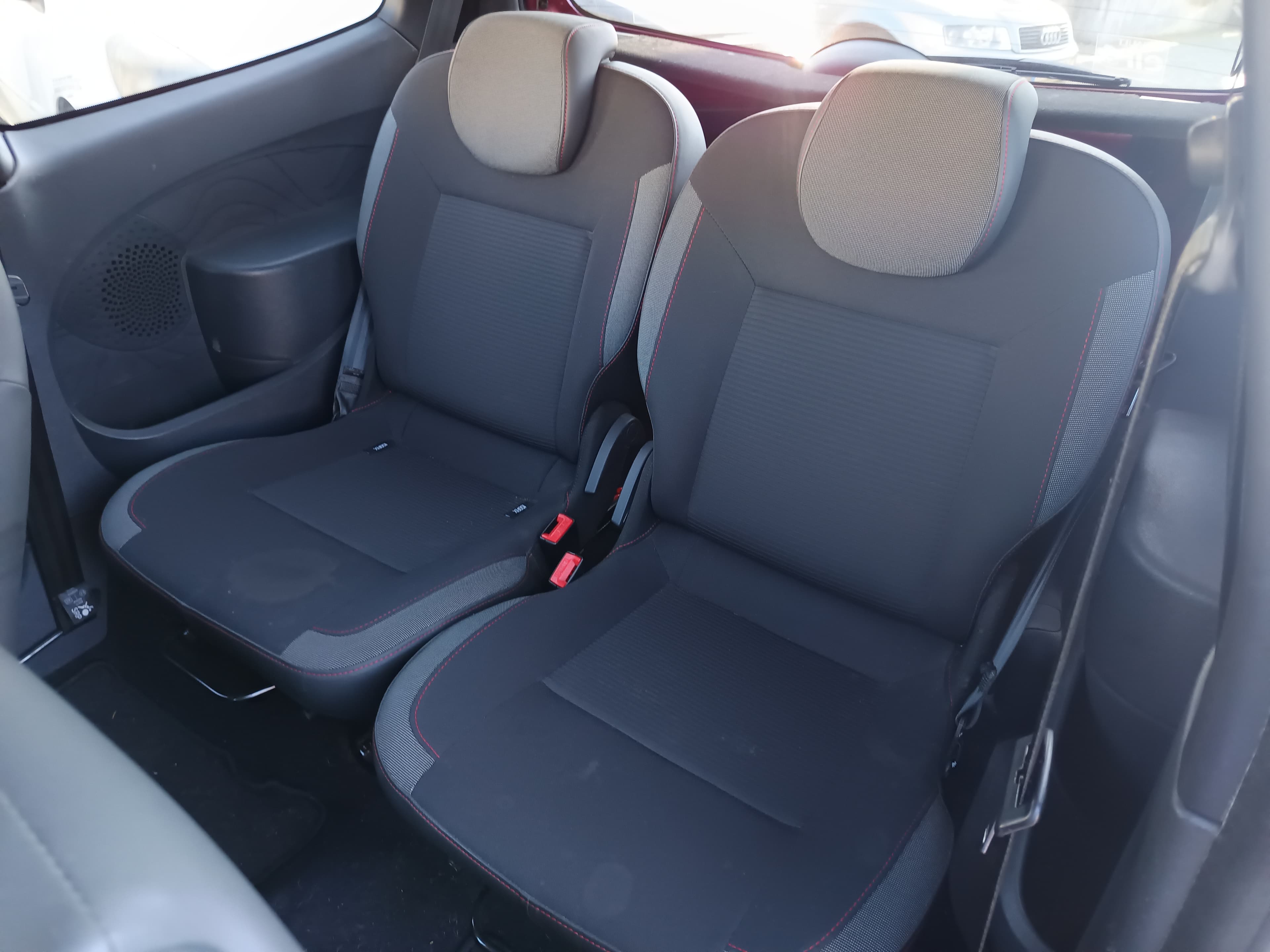 Renault Twingo 1.2 16V · Ano 2012 — imagen 19