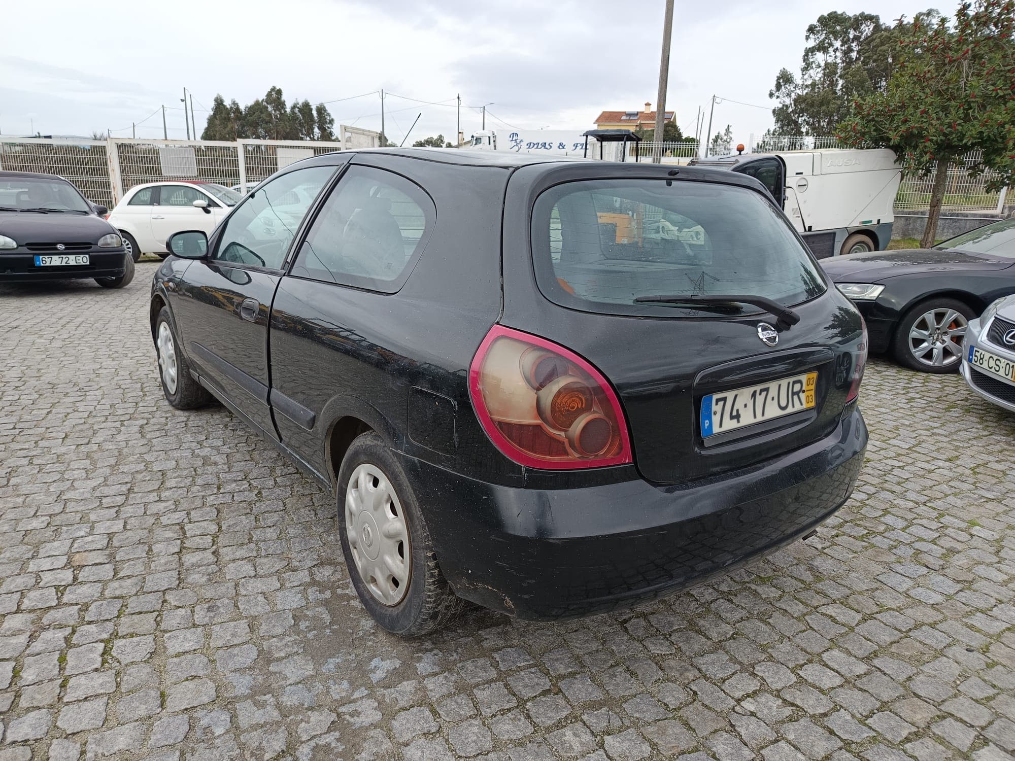 Nissan Almera II Hatchback 1.5 DCi · Año 2003 — imagen 4