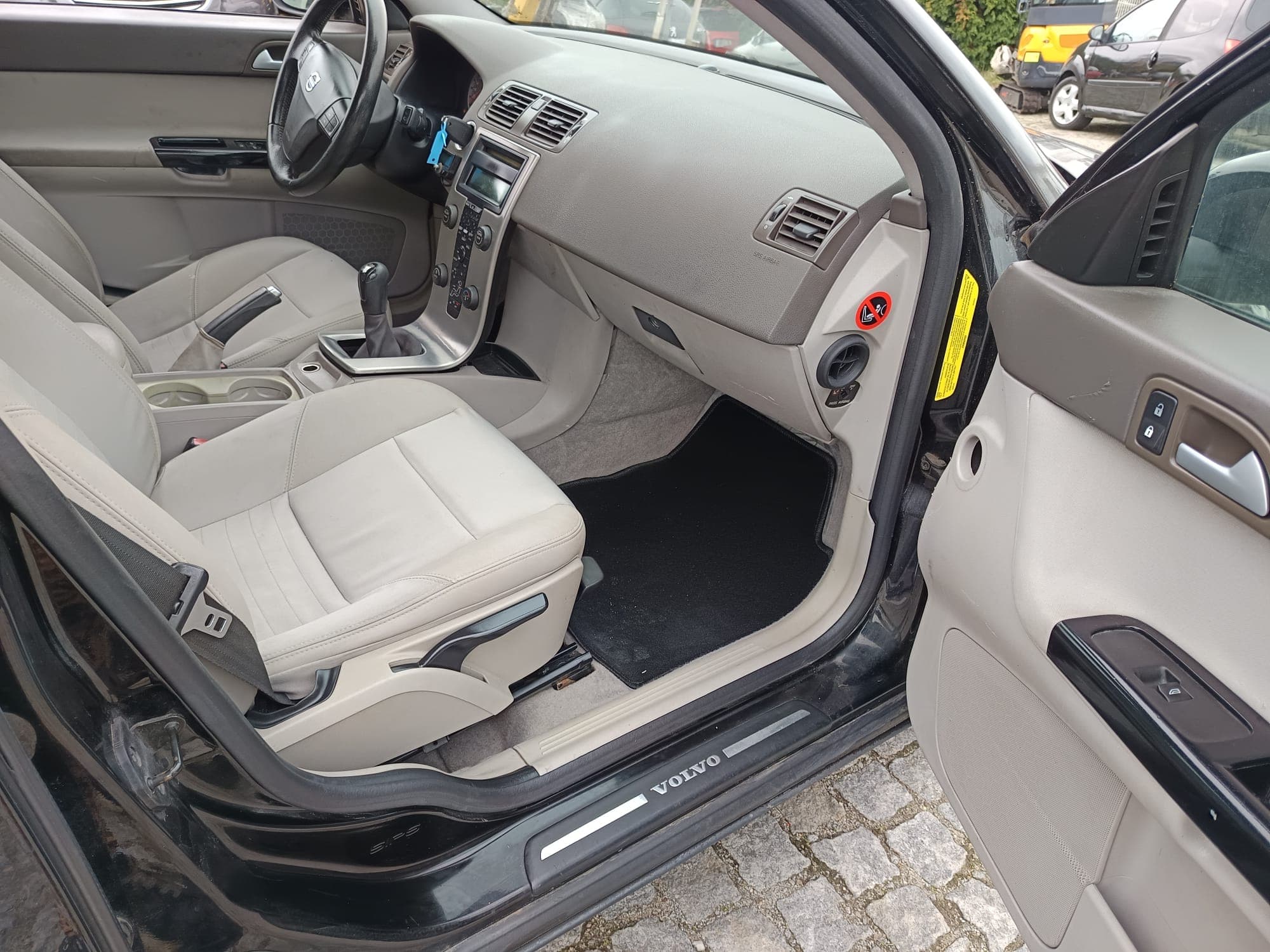Volvo V50 · Ano 2007 — image 37