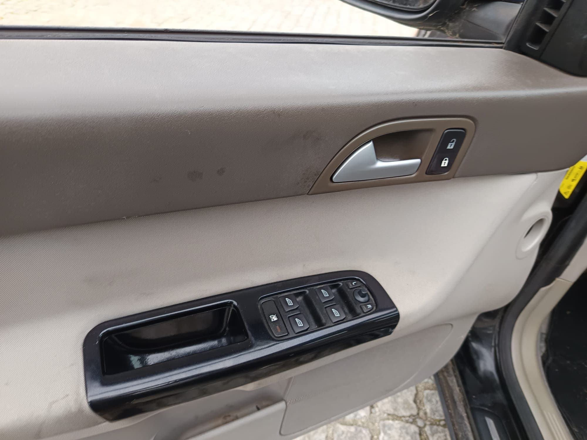 Volvo V50 · Ano 2007 — image 29