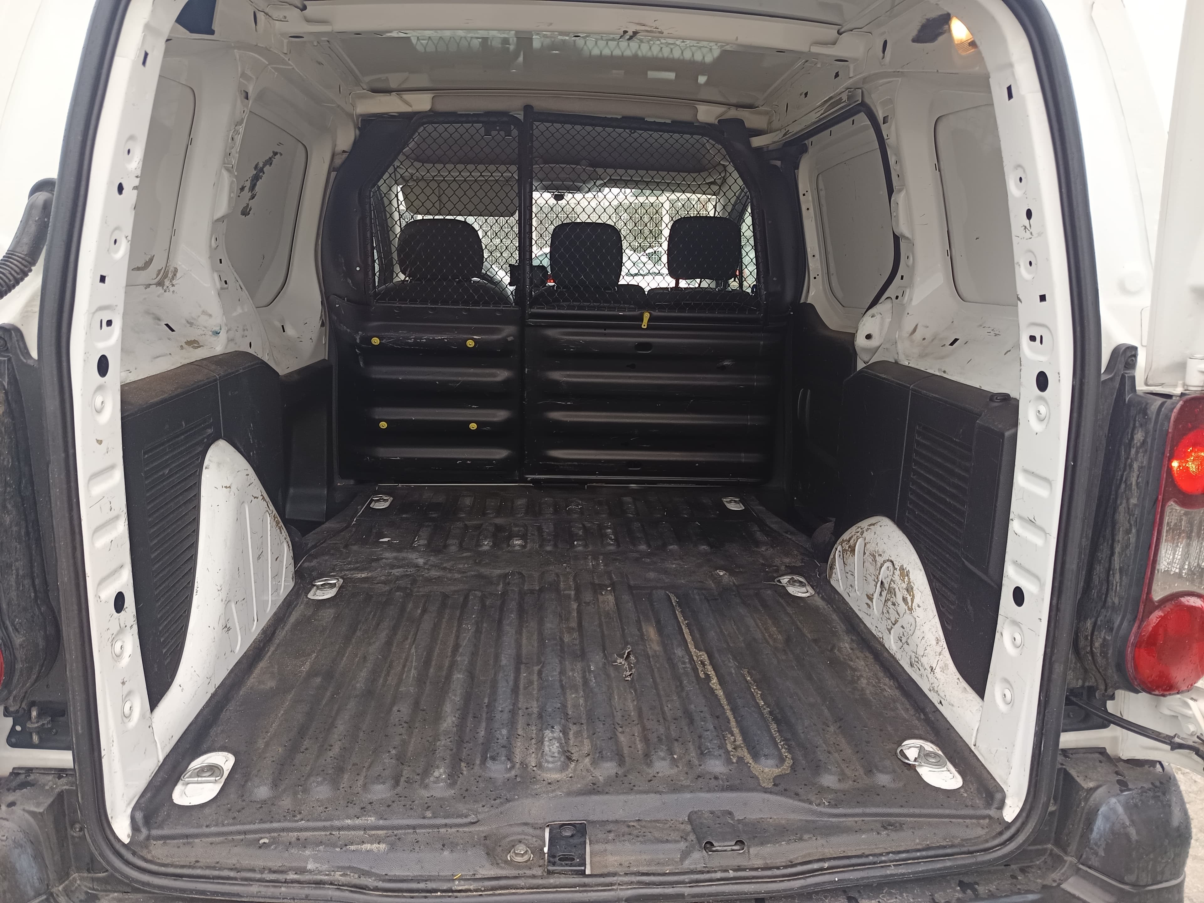 Citroën Berlingo · Ano 2018 — imagem 17