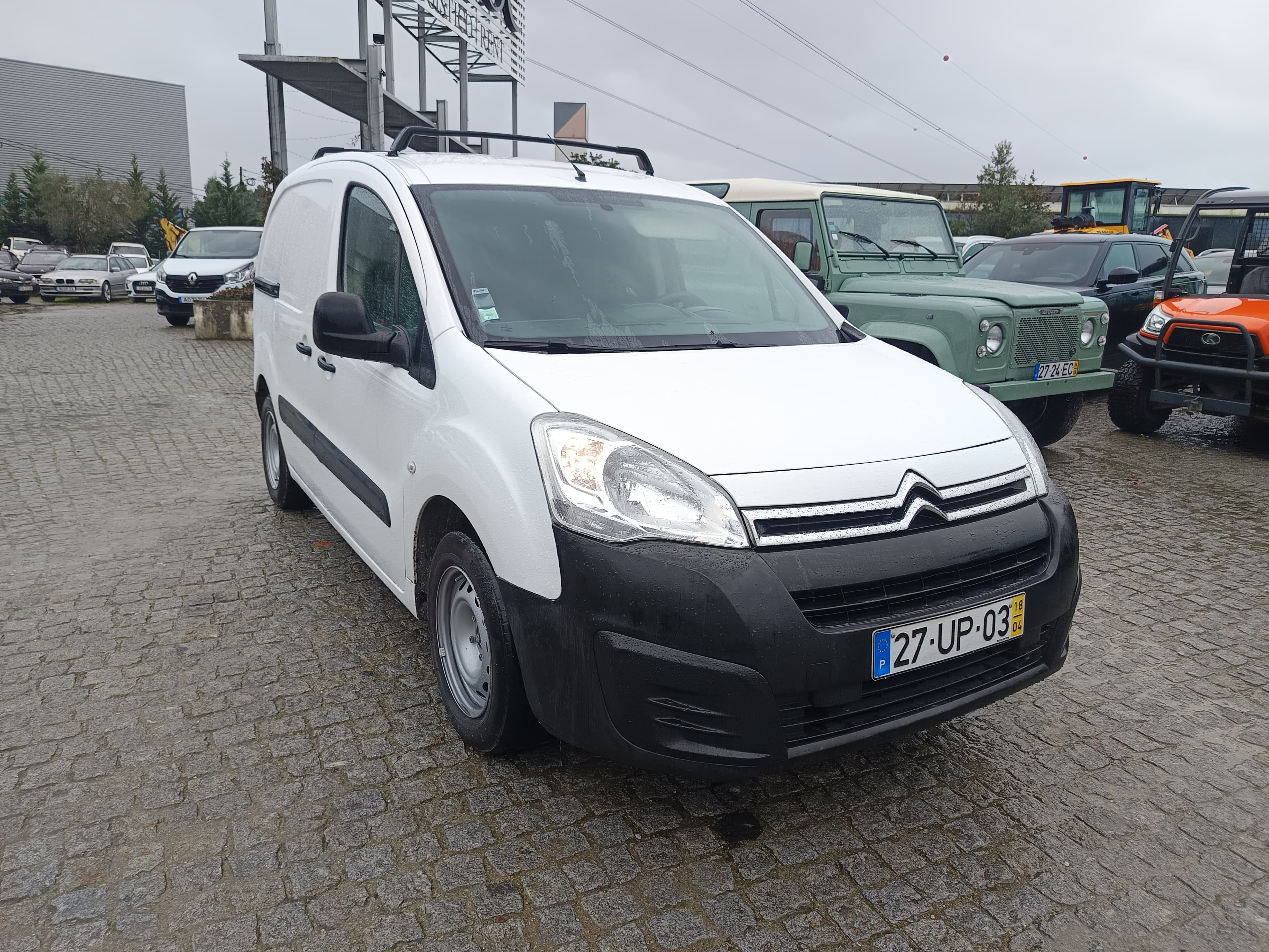 Citroën Berlingo · Ano 2018 — imagem 3