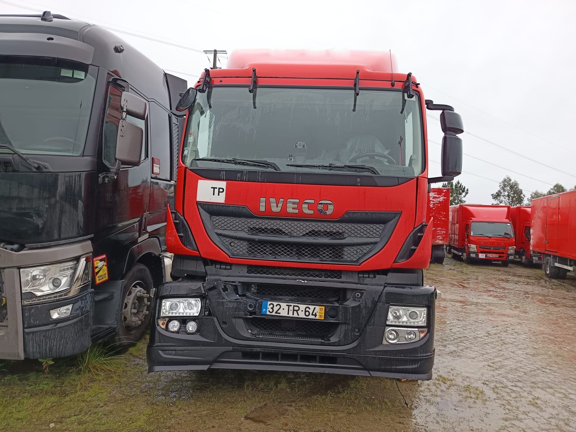 Iveco Stralis 460 · Ano 2017 — imagem 2