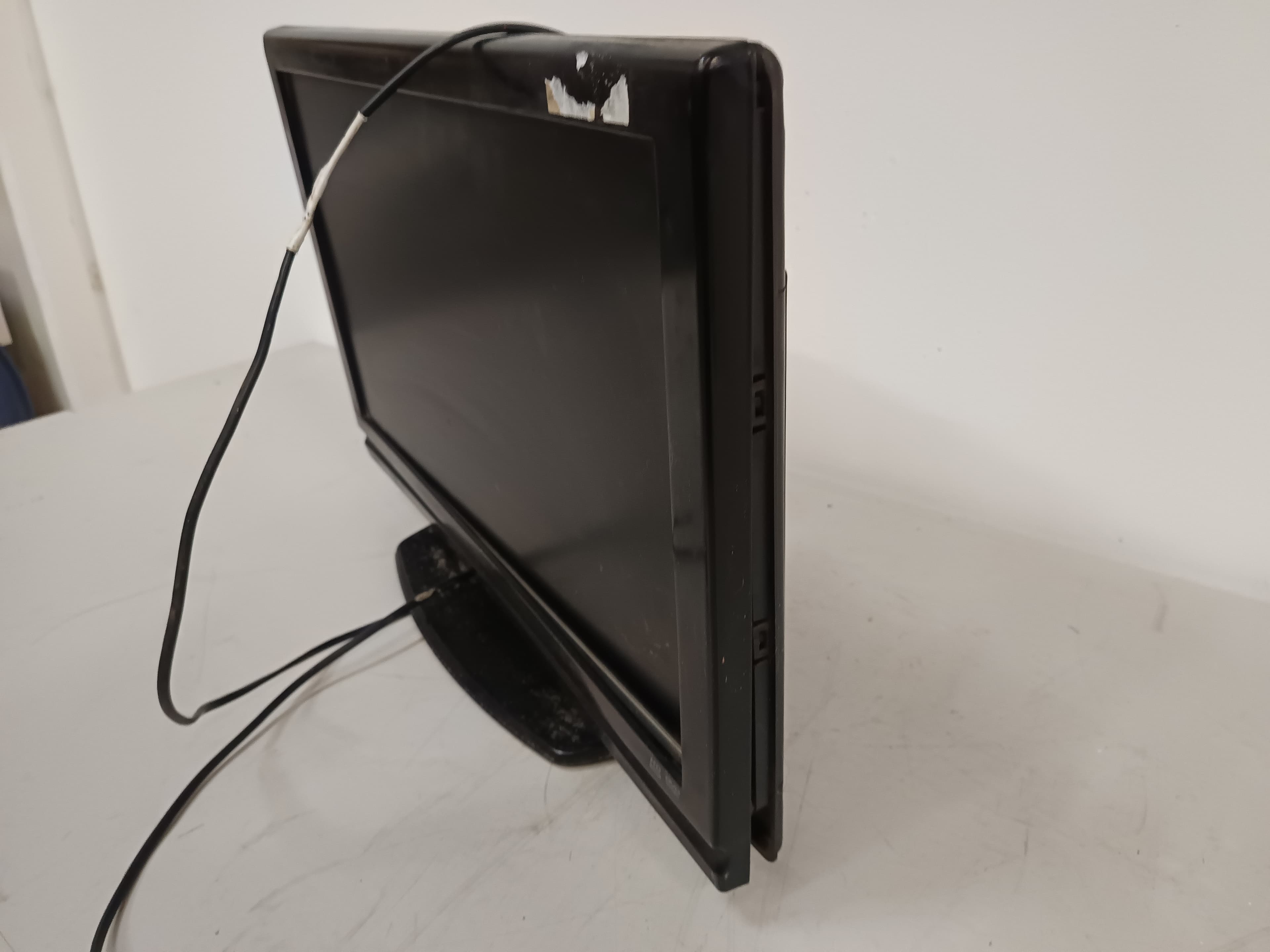 Máquina Secar Eletrolux · Televisão Sanyo — imagem 9