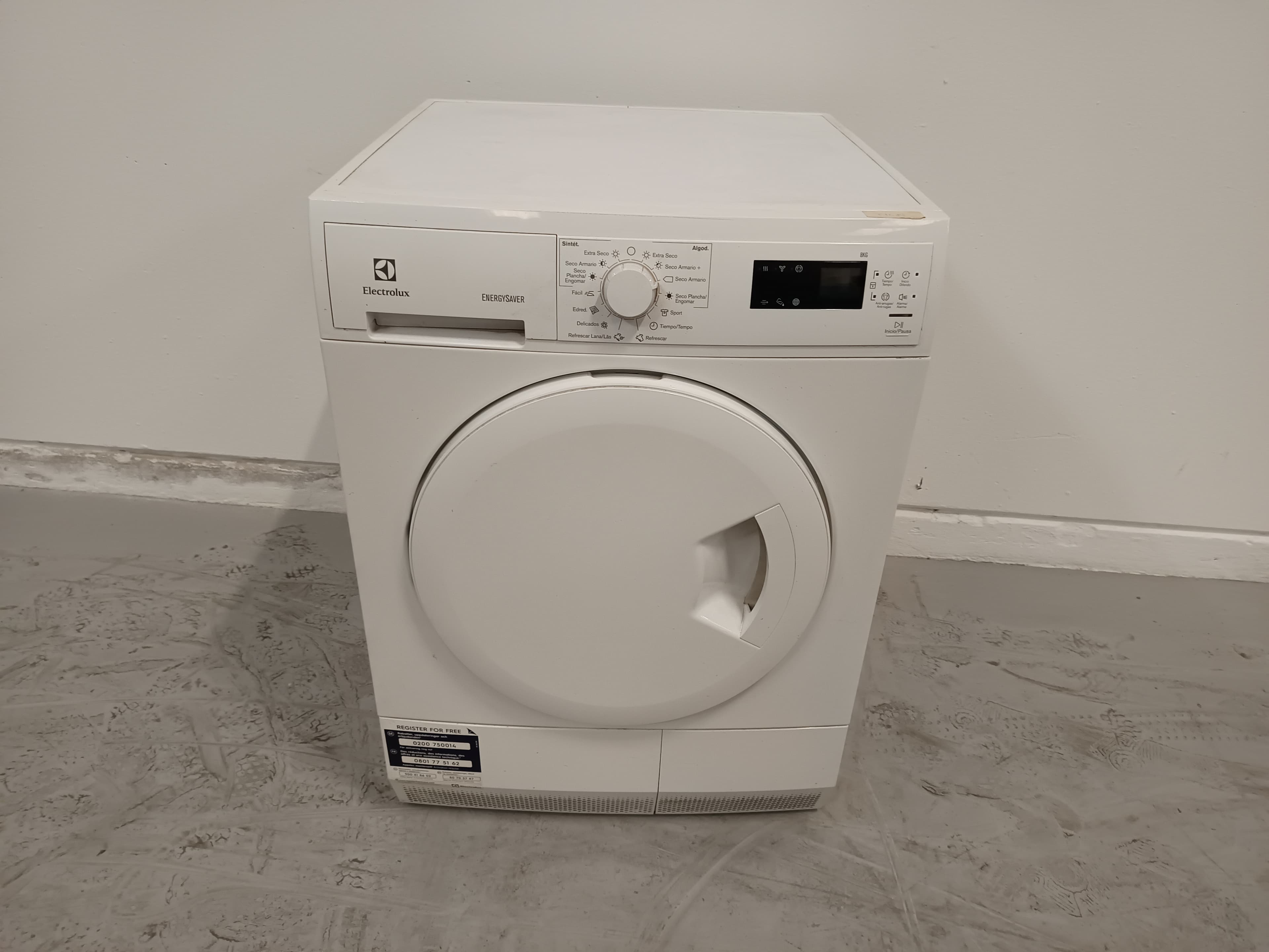 Máquina Secar Eletrolux · Televisão Sanyo — imagem 1