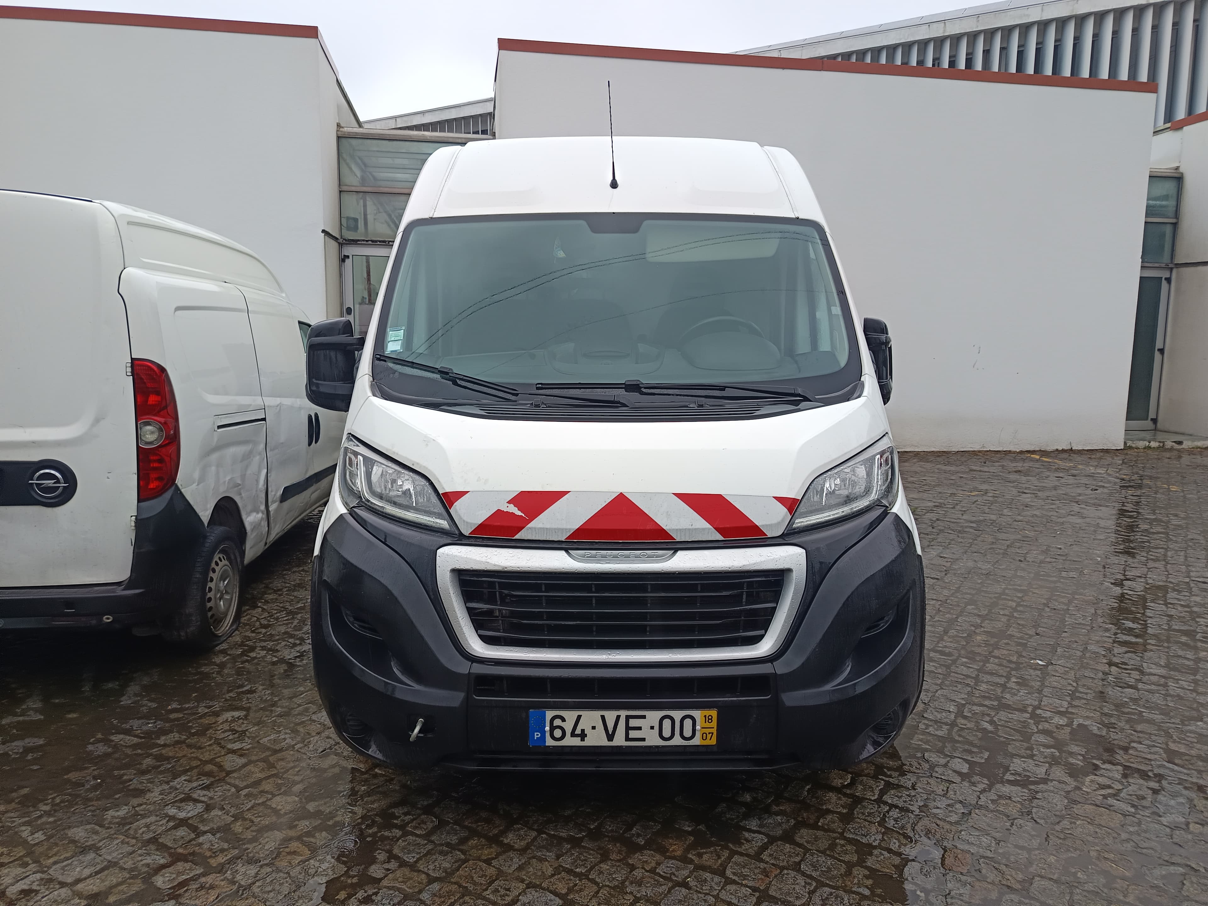 Peugeot Boxer · Ano 2018 — image 2