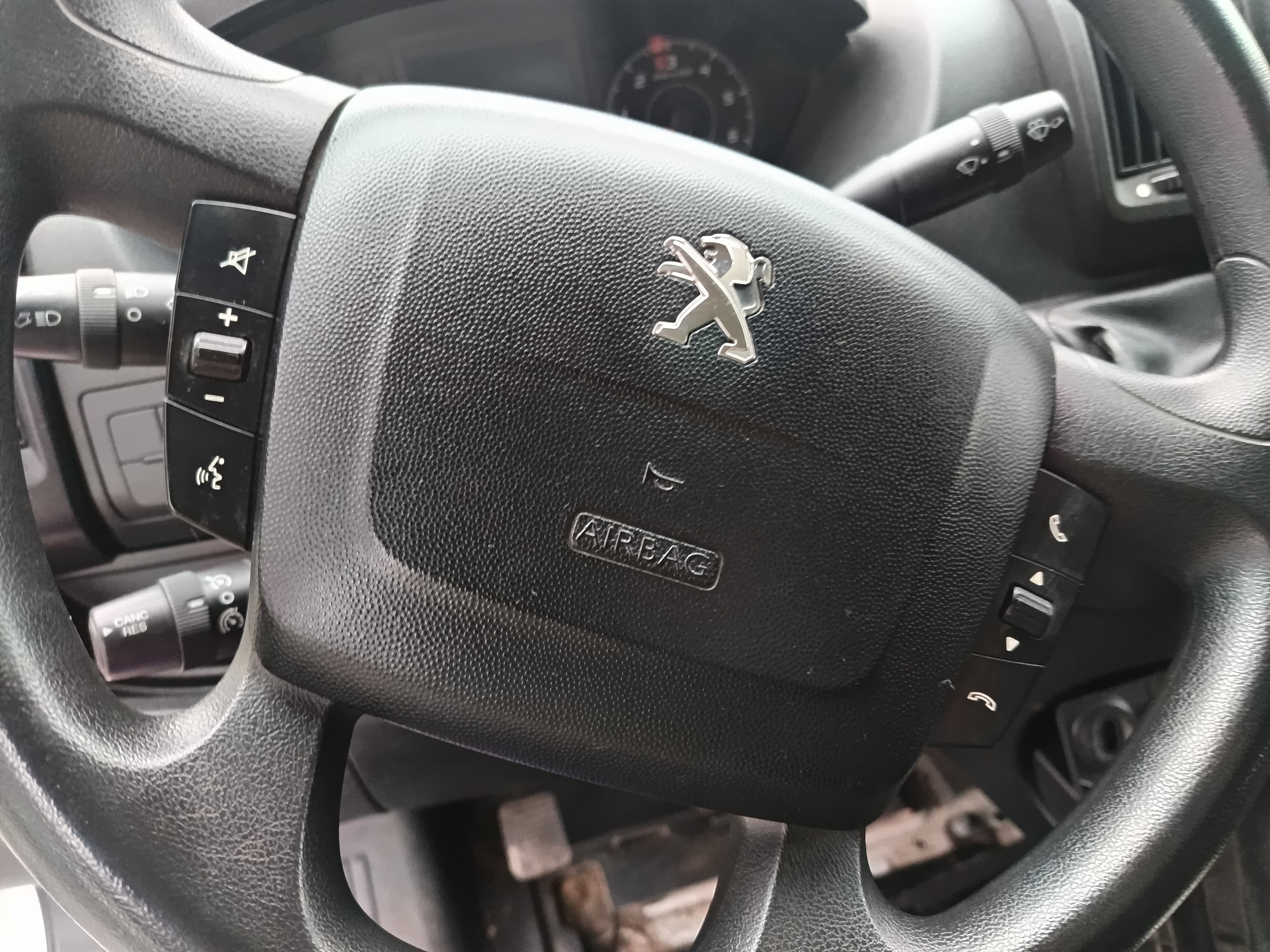Peugeot Boxer · Ano 2018 — image 26