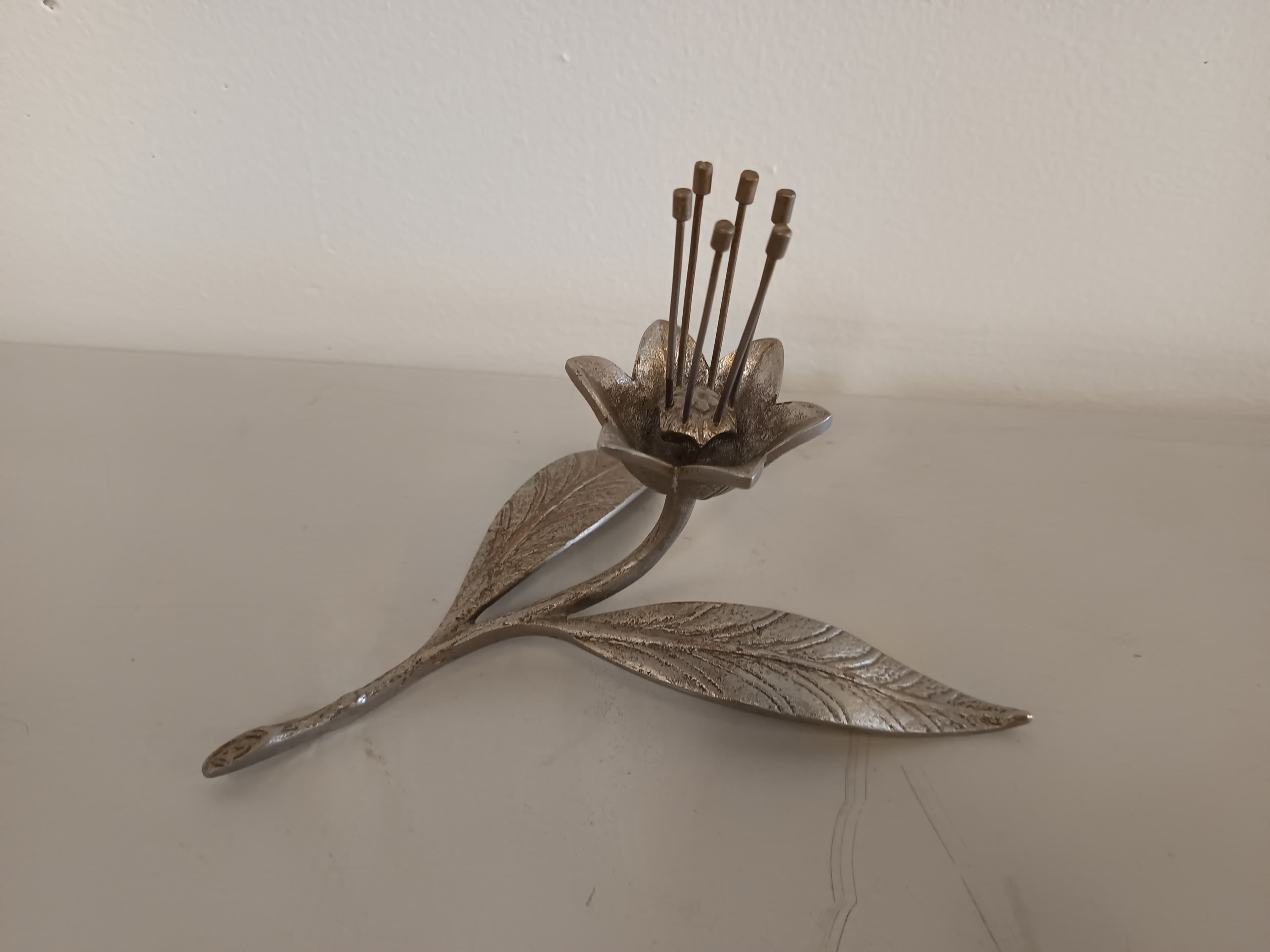 Flor em estanho — imagen 6