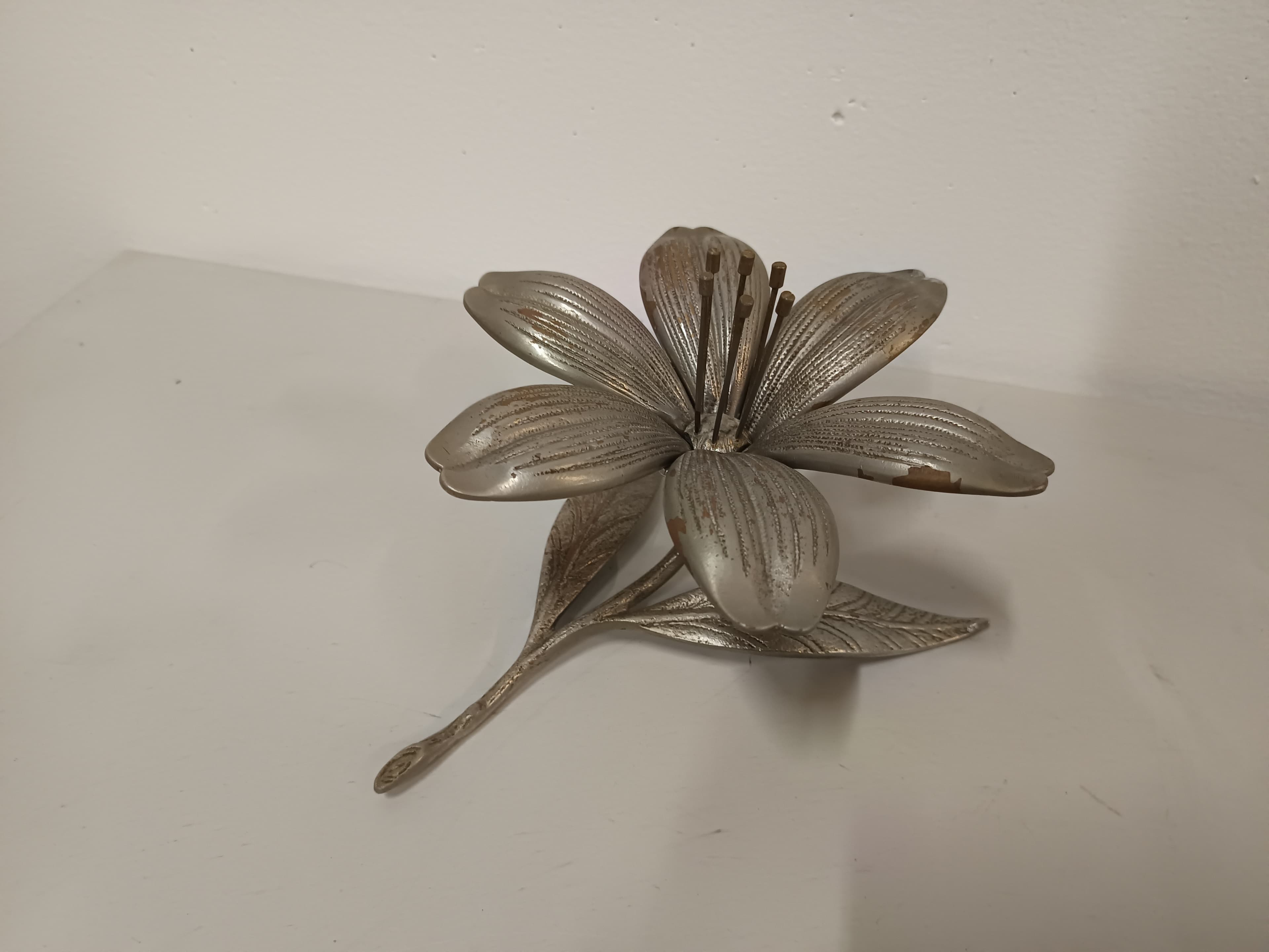 Flor em estanho — imagen 2