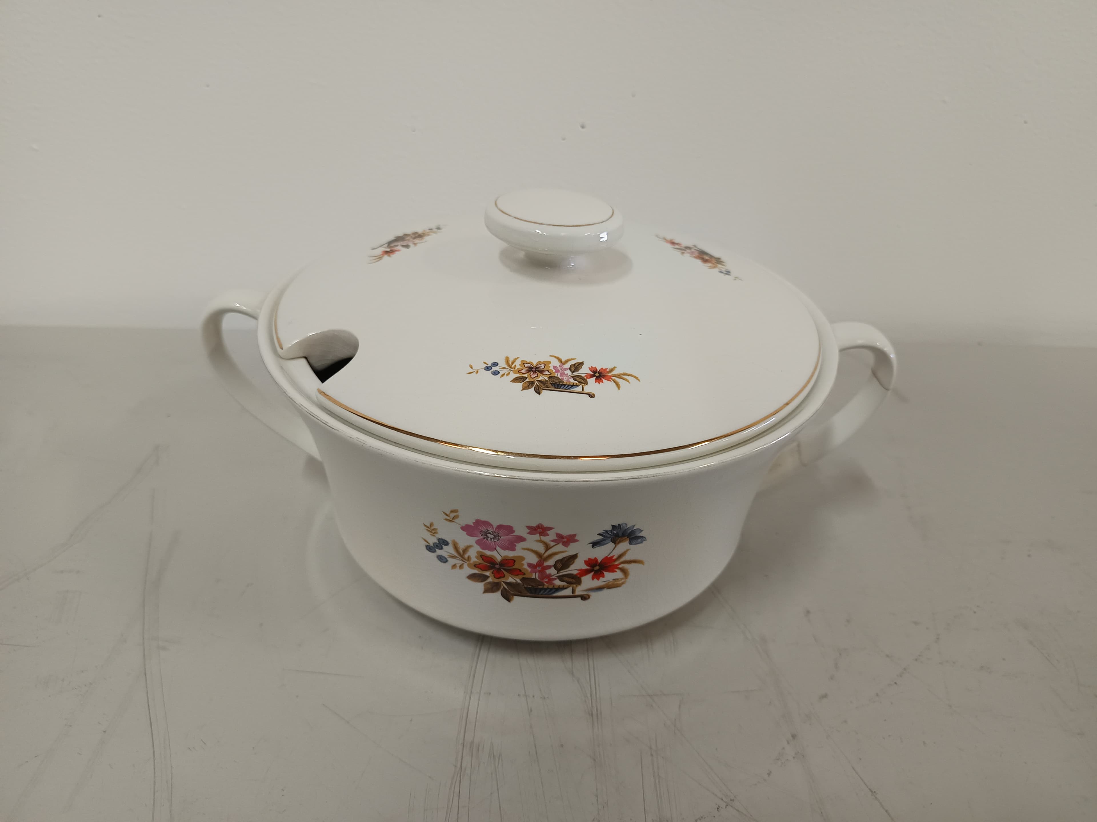 Sopeira em porcelana