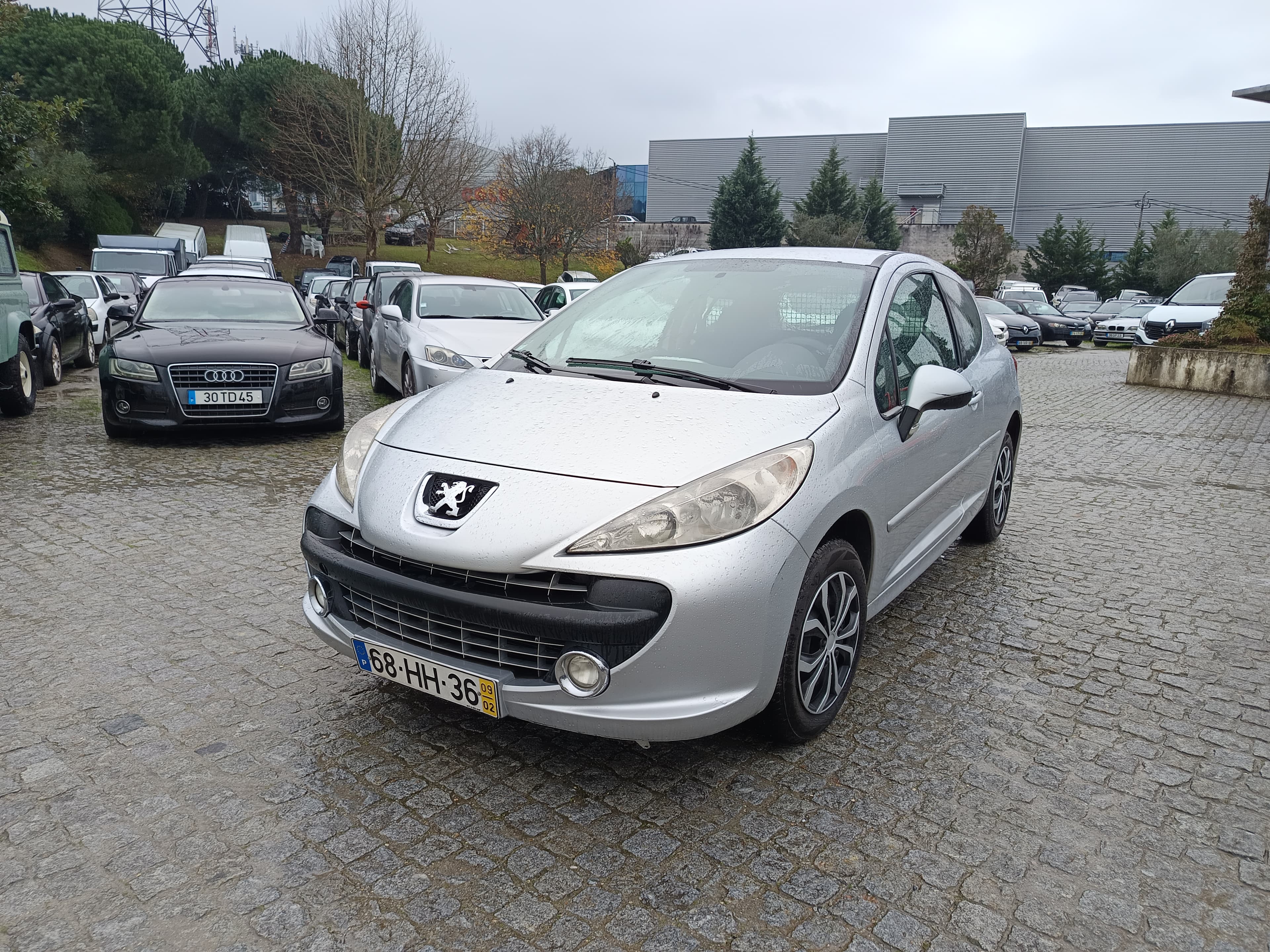 Peugeot 207 1.6 HDI · Ano 2009 — imagen 1