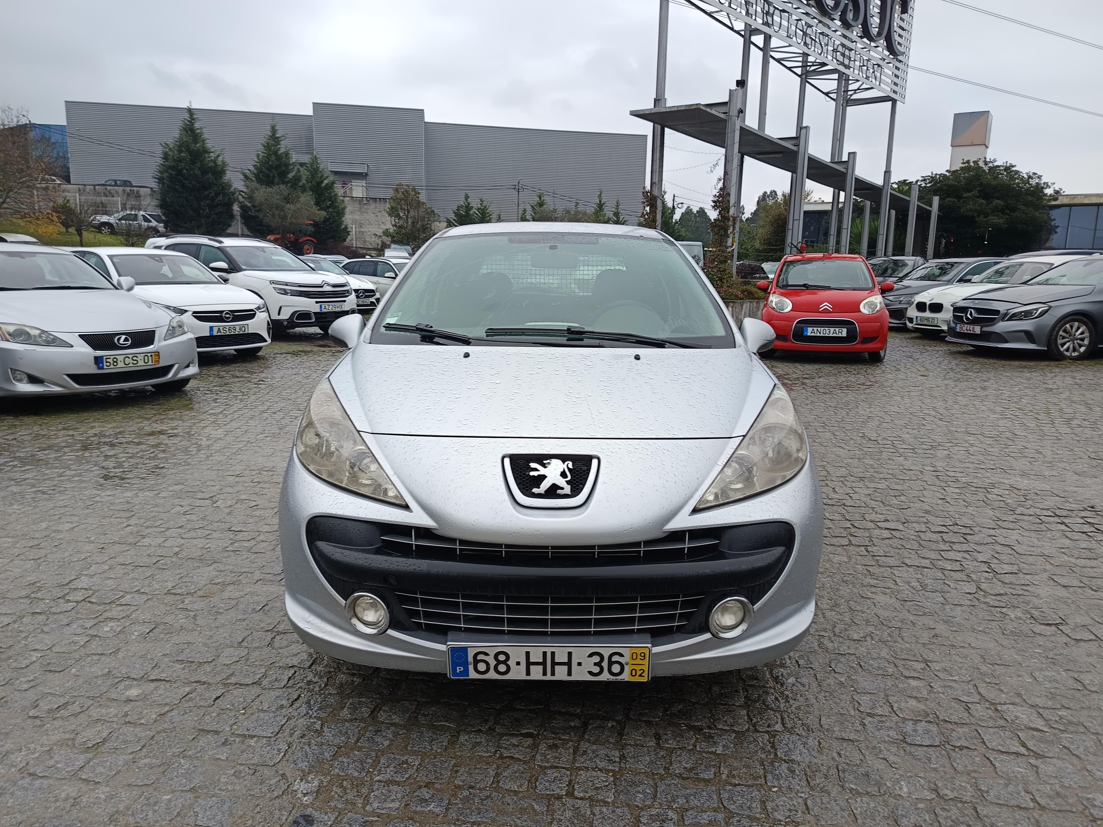 Peugeot 207 1.6 HDI · Ano 2009 — imagen 2