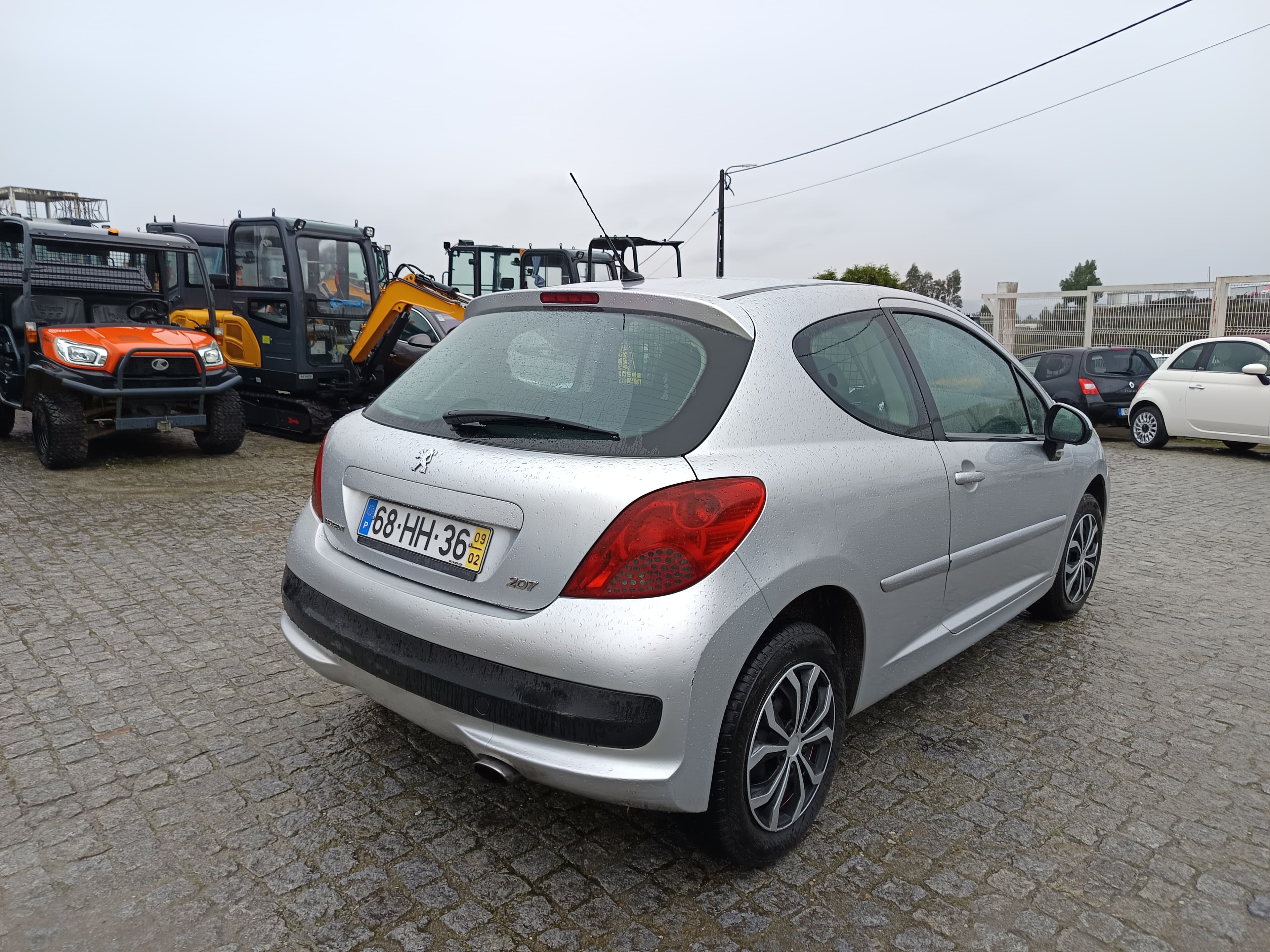 Peugeot 207 1.6 HDI · Ano 2009 — imagen 4