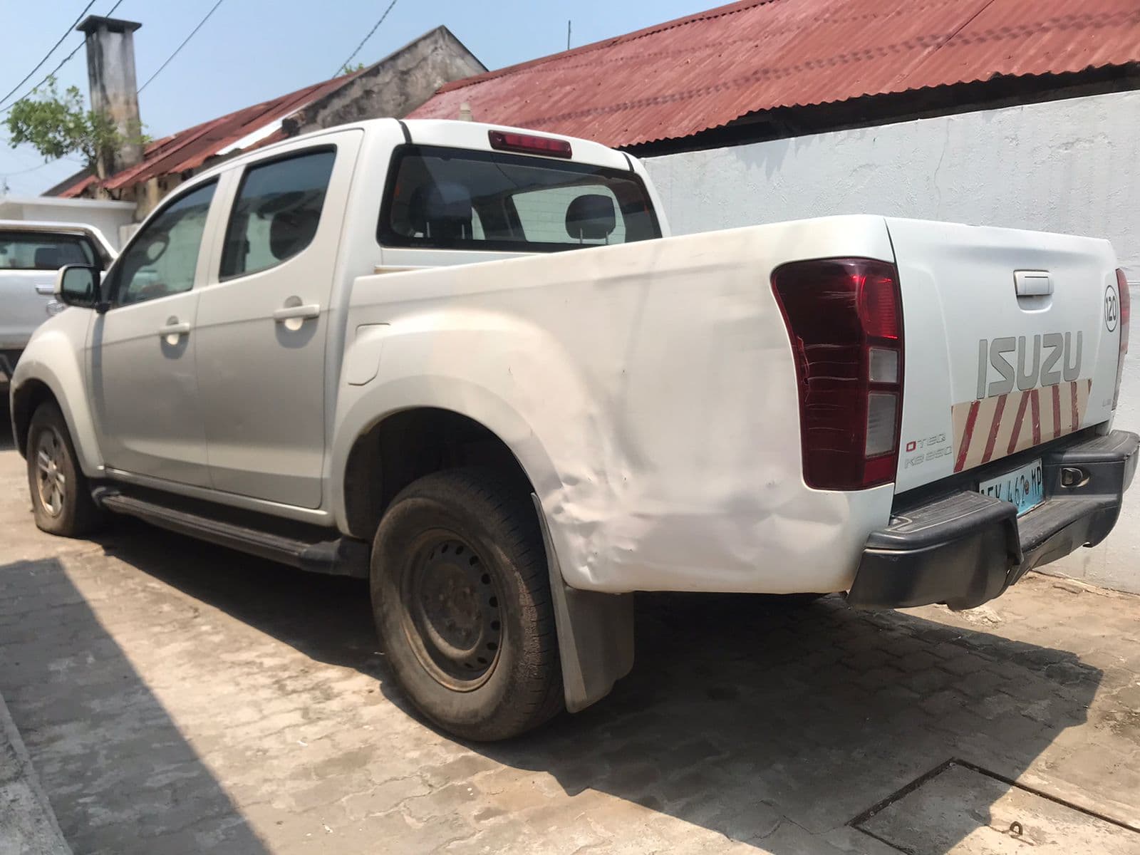 ISUZU KB 250 D — imagem 4