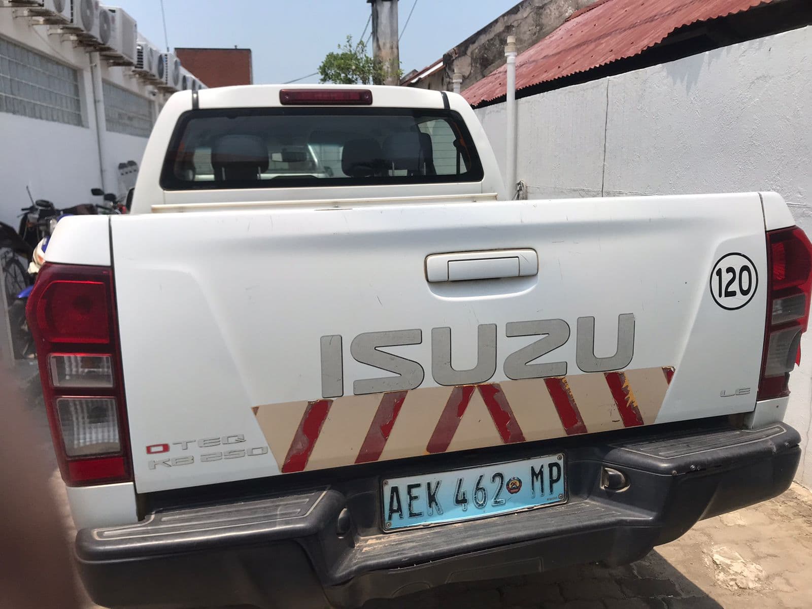 ISUZU KB 250 D — imagem 5