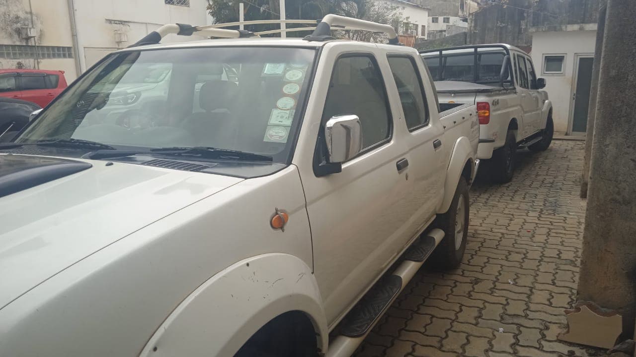 NISSAN HARDBODY NP300 — image 17