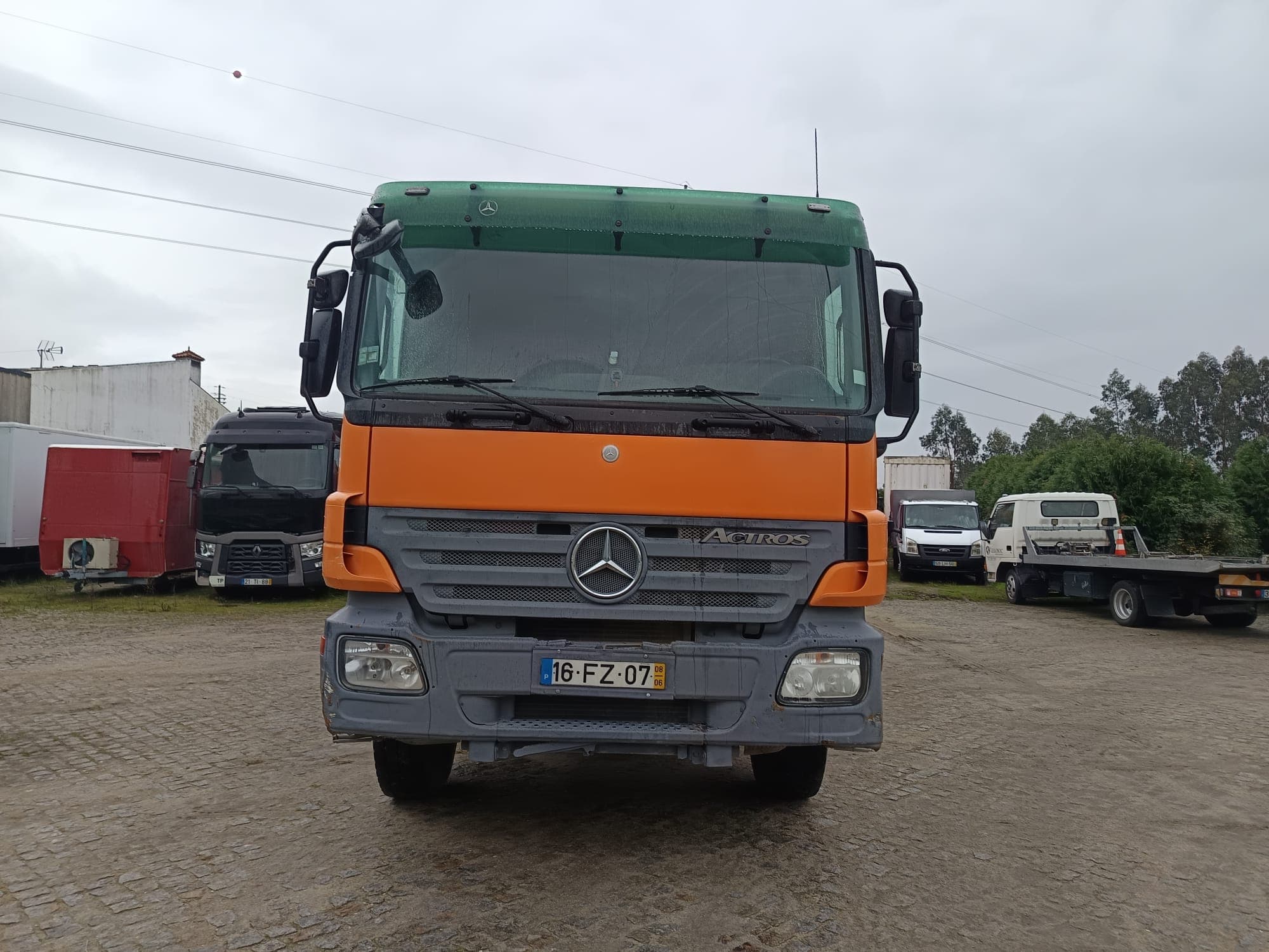 Autobetoneira Mercedes-Benz 3236 B · Ano 2008 — image 3