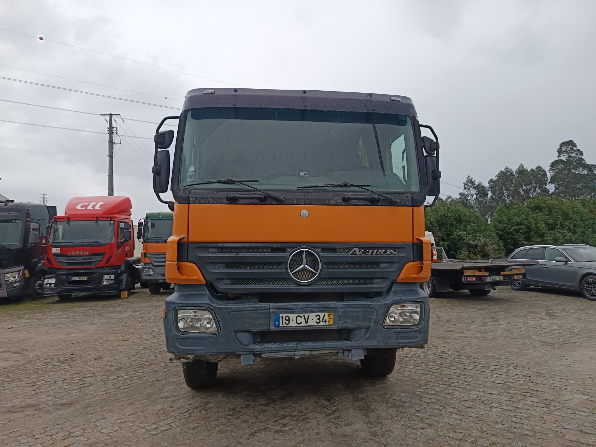 Autobetoneira Mercedes-Benz 3236 B · Ano 2007 — imagen 2
