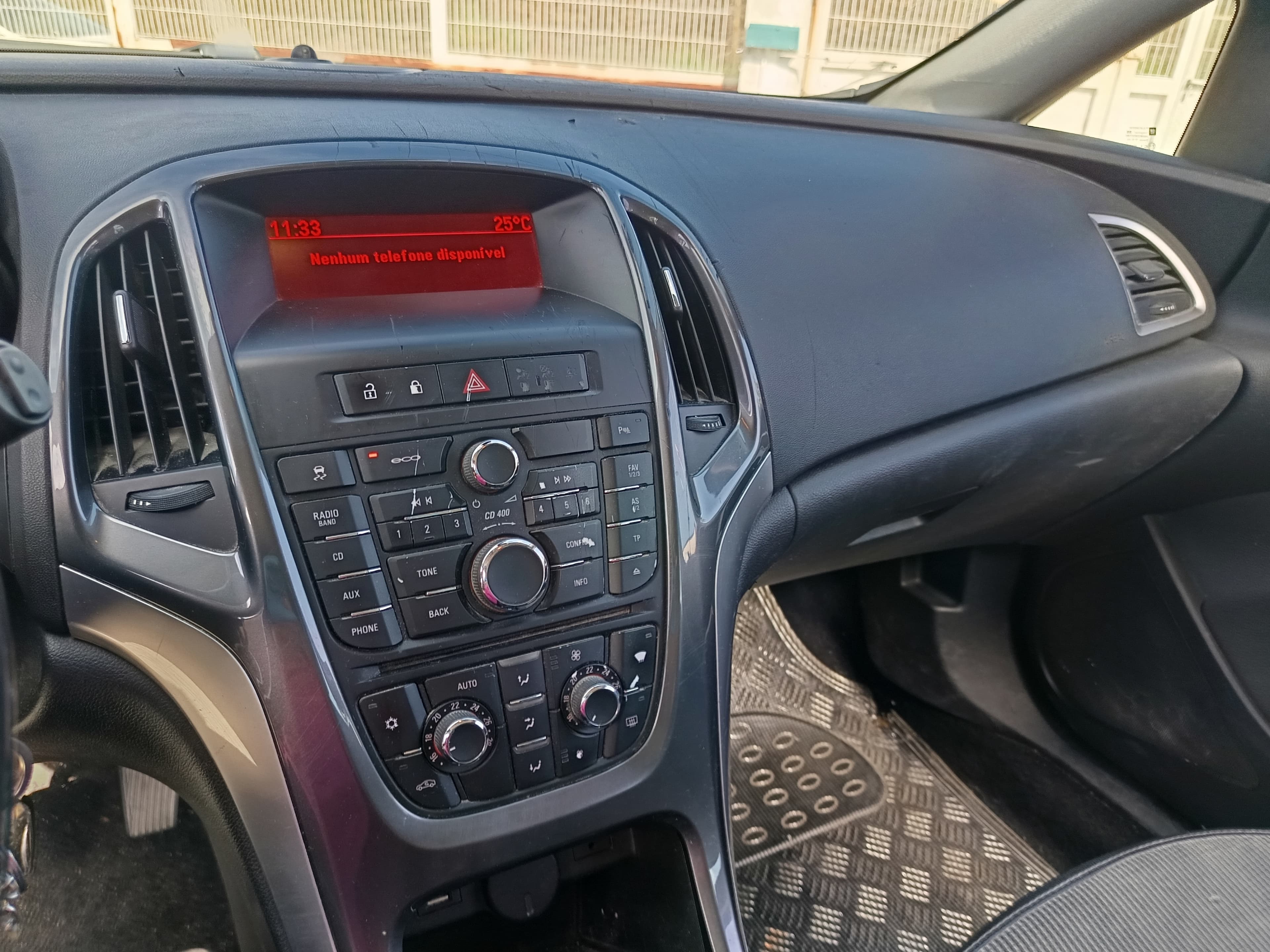 Opel Astra · Ano 2013 — imagem 38