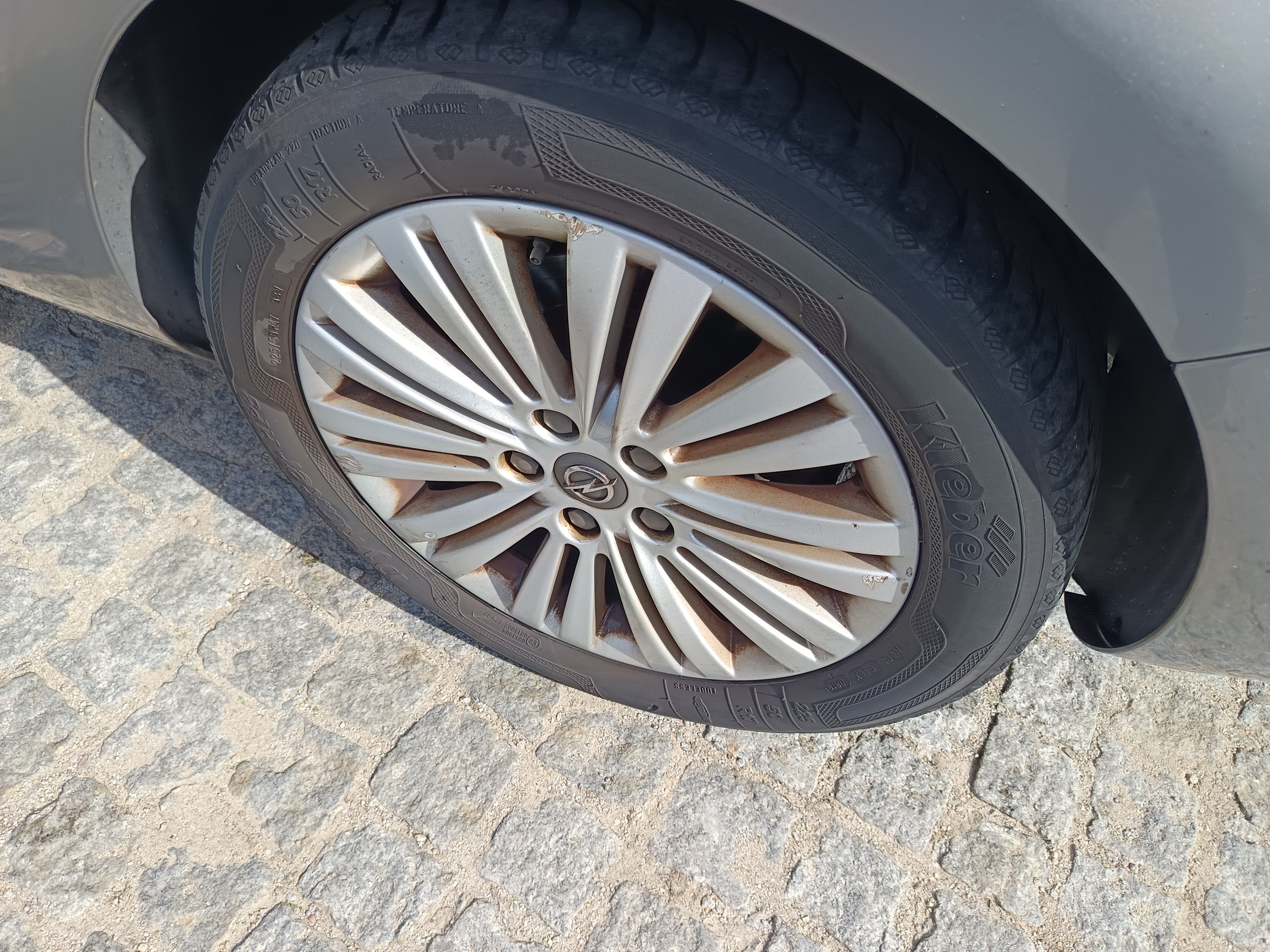 Opel Astra · Ano 2013 — imagem 19