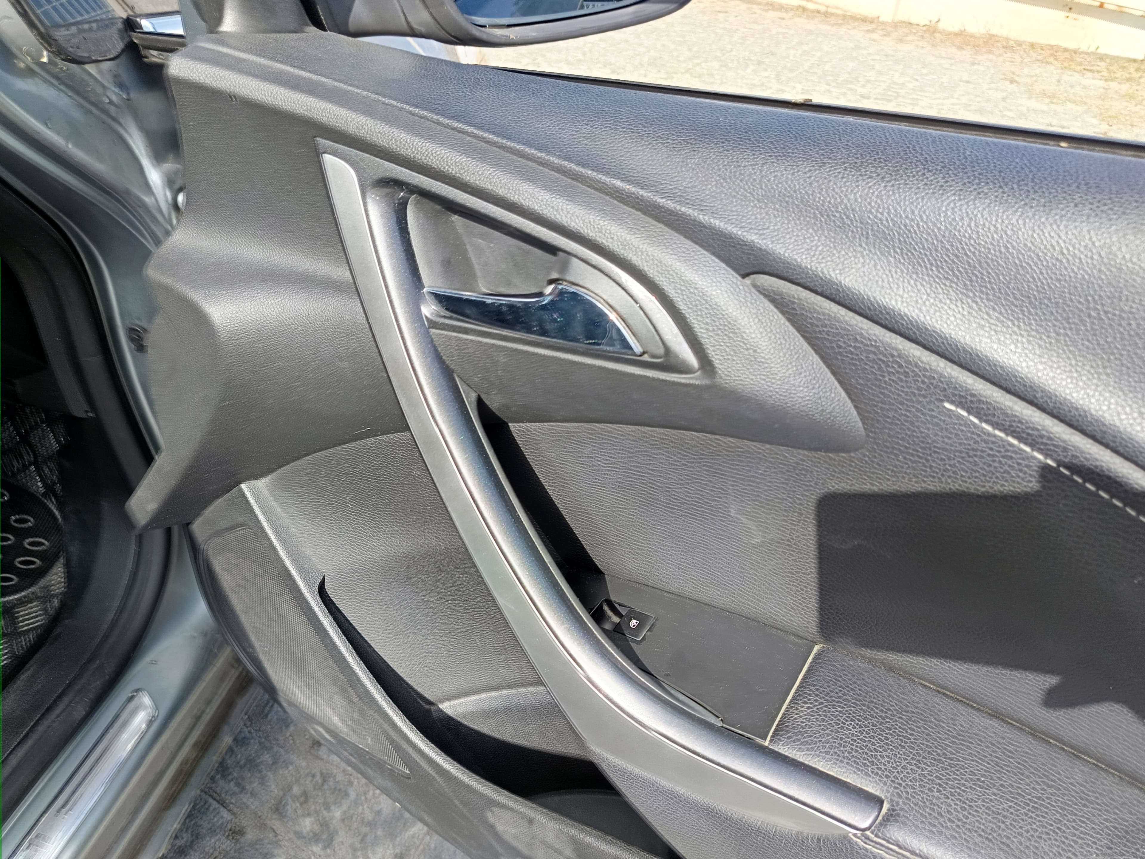 Opel Astra · Ano 2013 — imagem 26