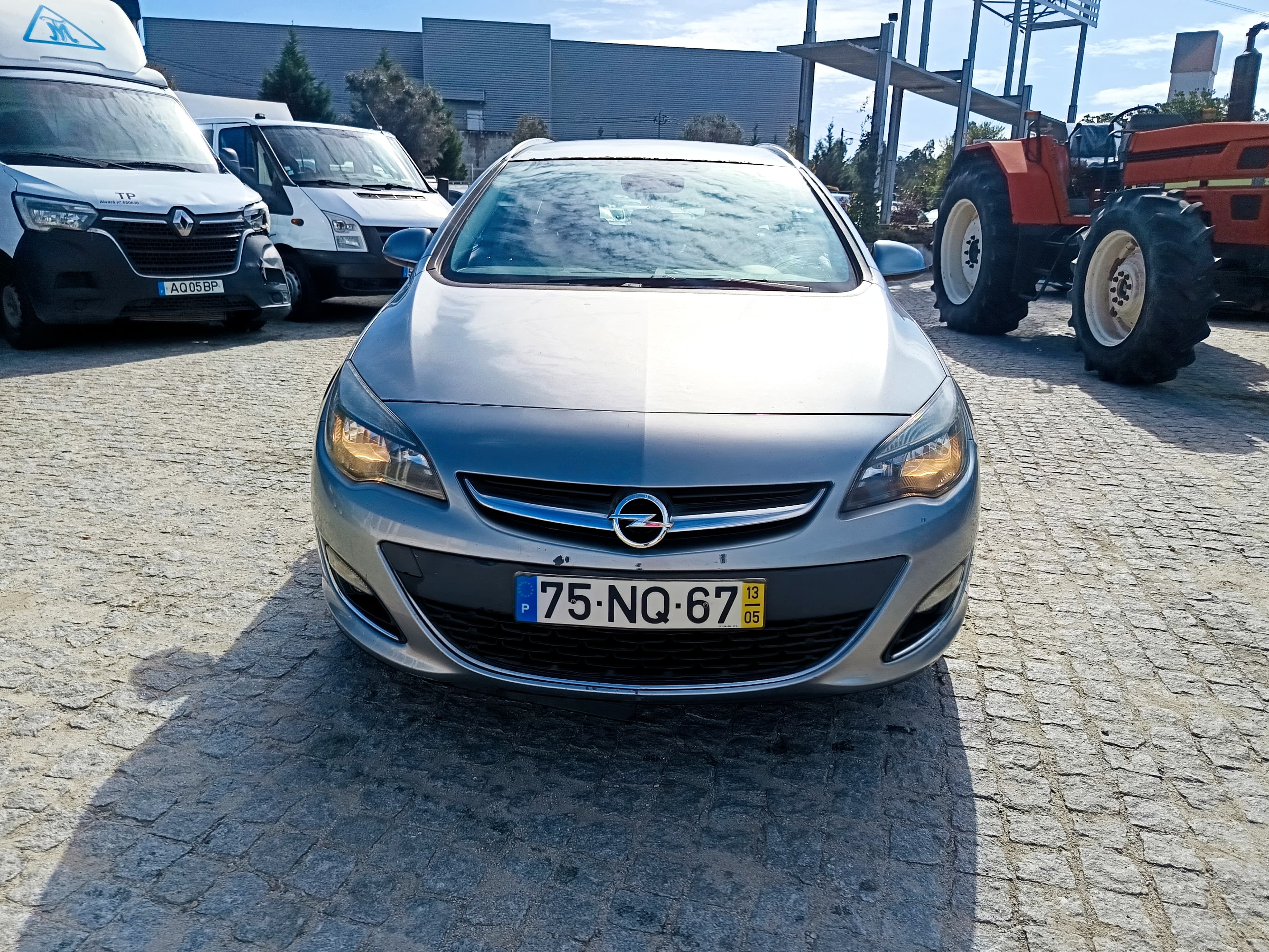 Opel Astra · Ano 2013 — imagem 2