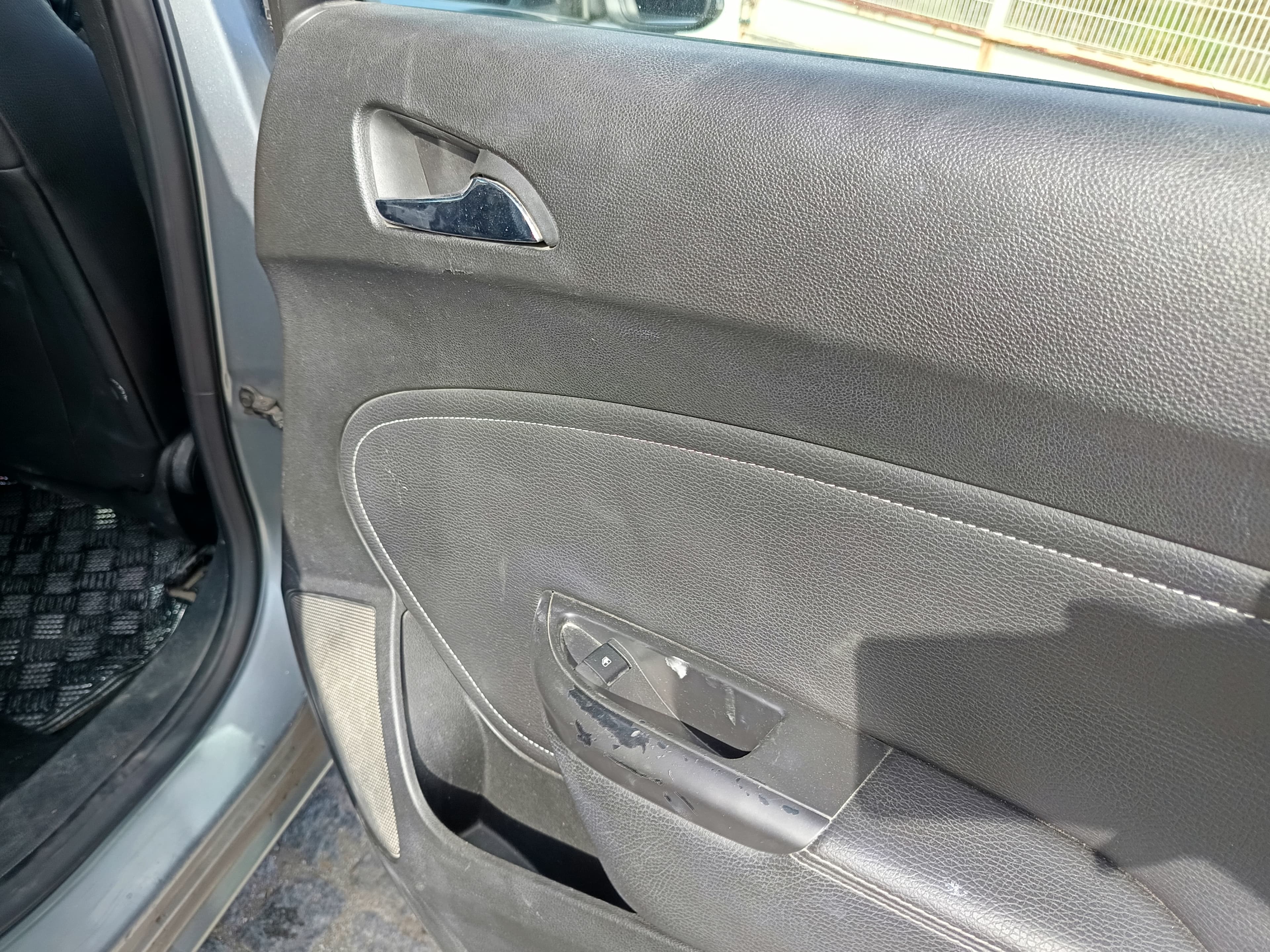Opel Astra · Ano 2013 — imagem 23
