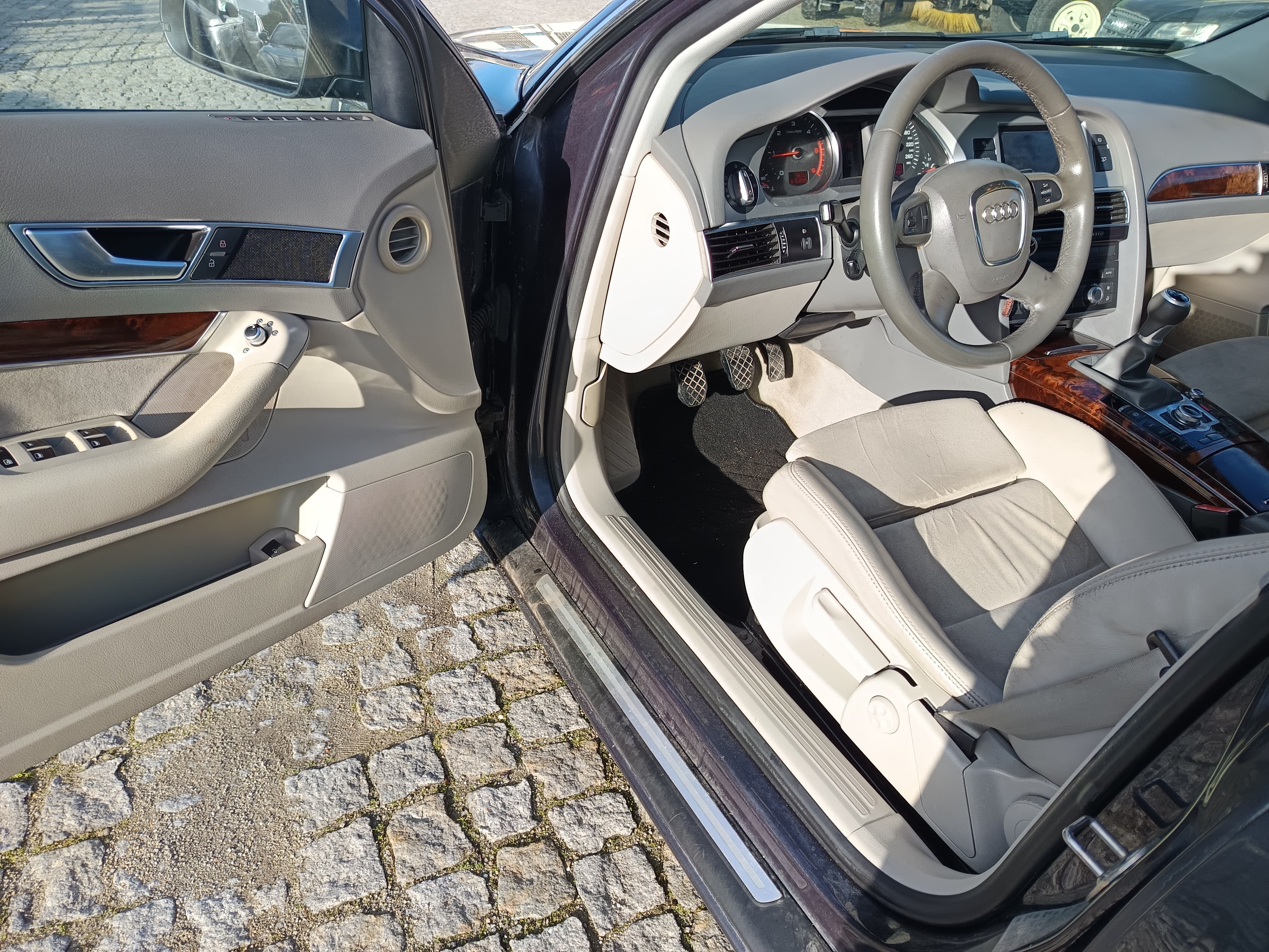 Audi A6 · Ano 2009 — imagen 28