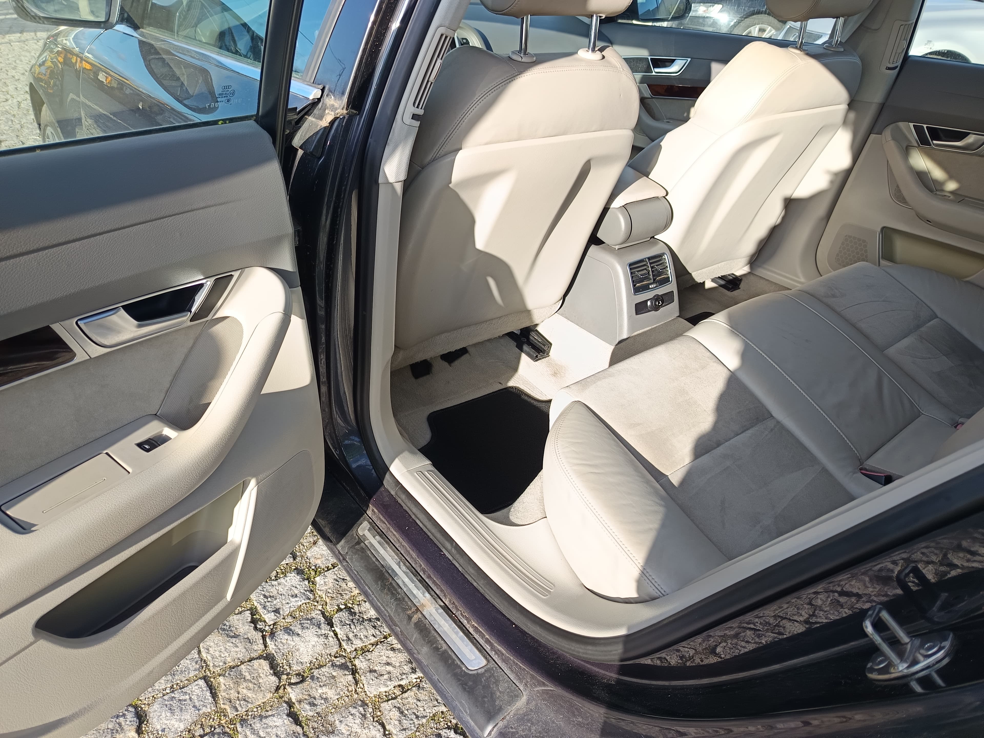 Audi A6 · Ano 2009 — imagen 23