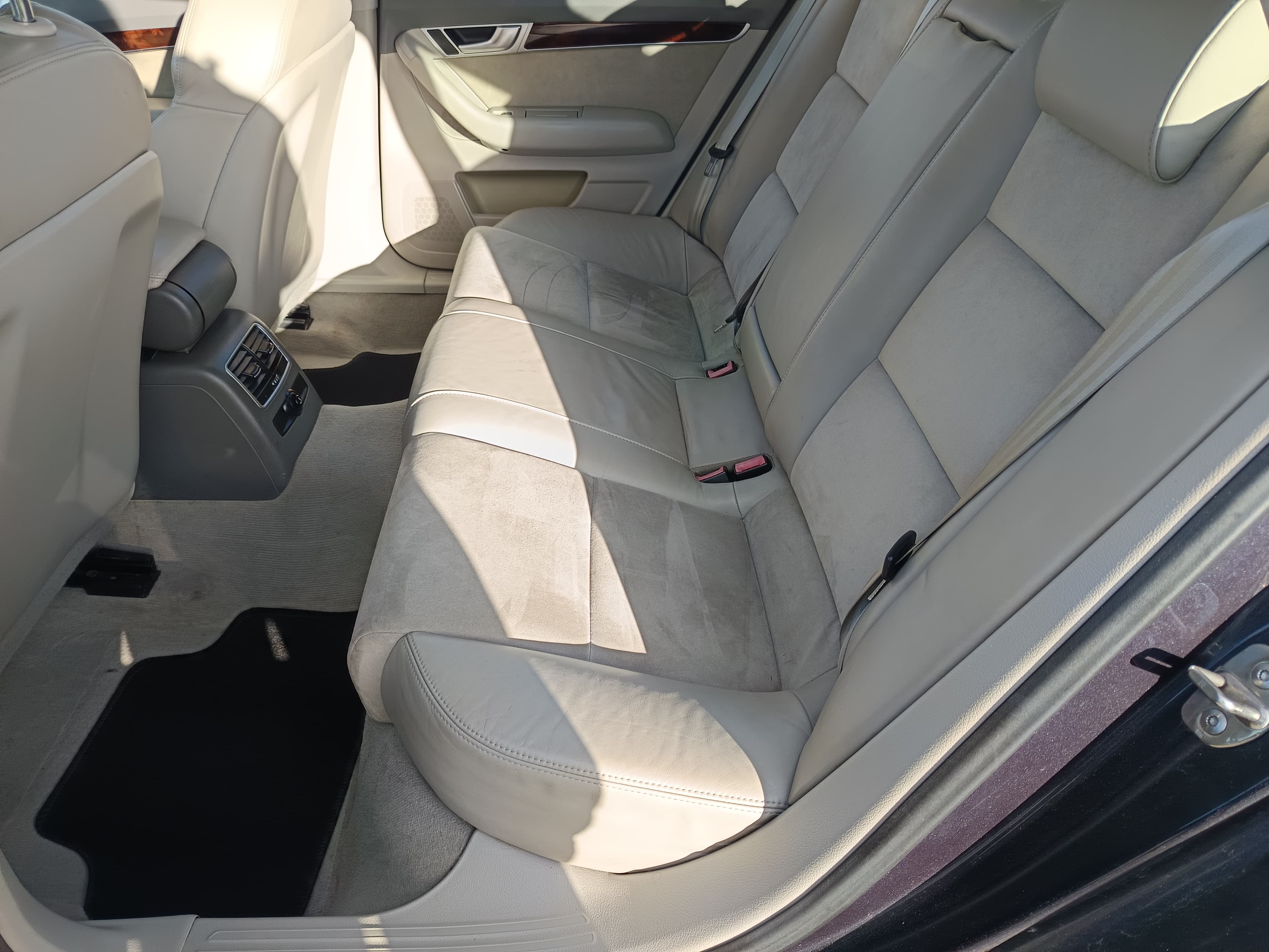 Audi A6 · Ano 2009 — imagen 25