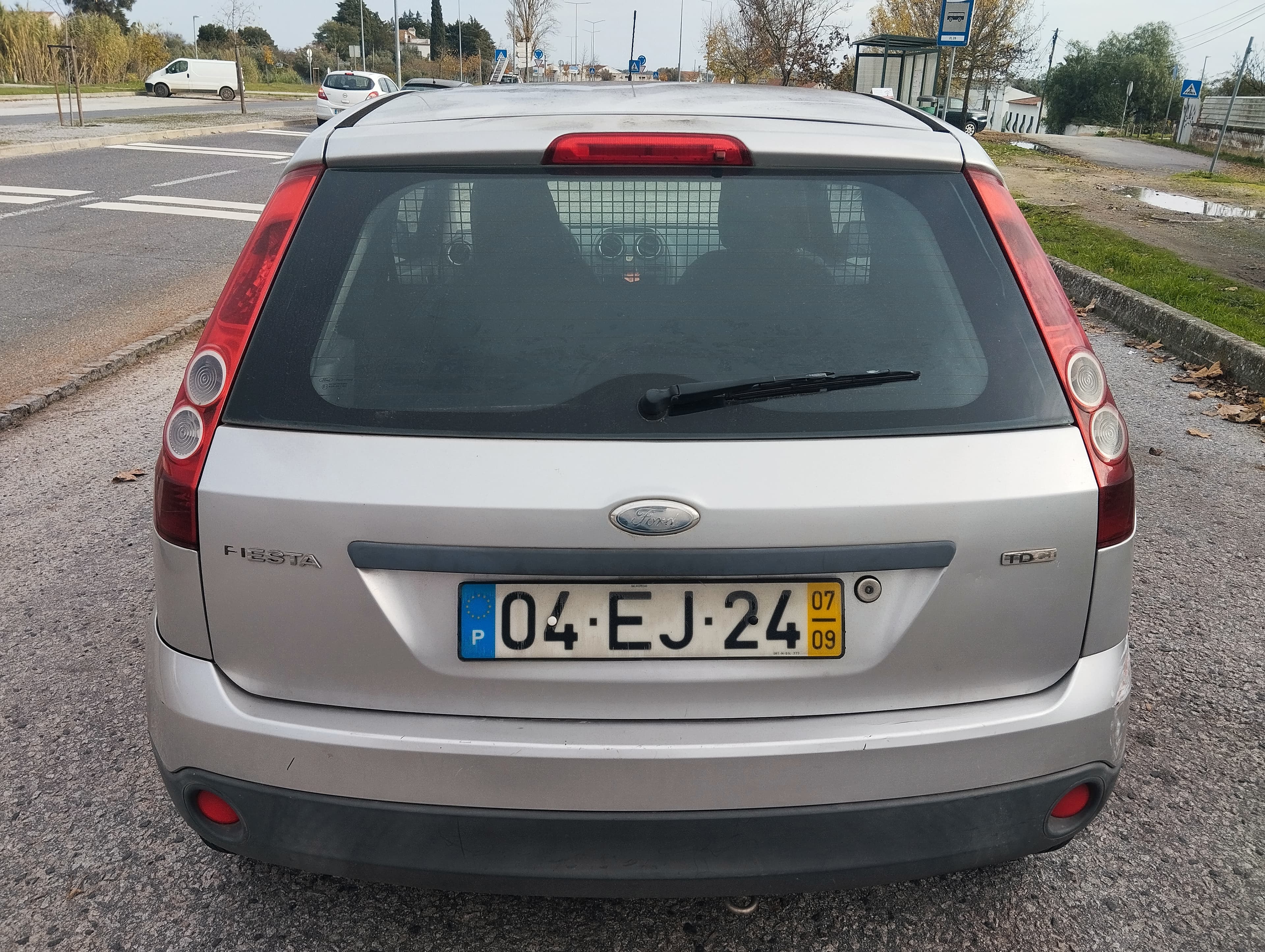 Ford Fiesta 1.4 TDCI · Ano 2007 — imagen 6