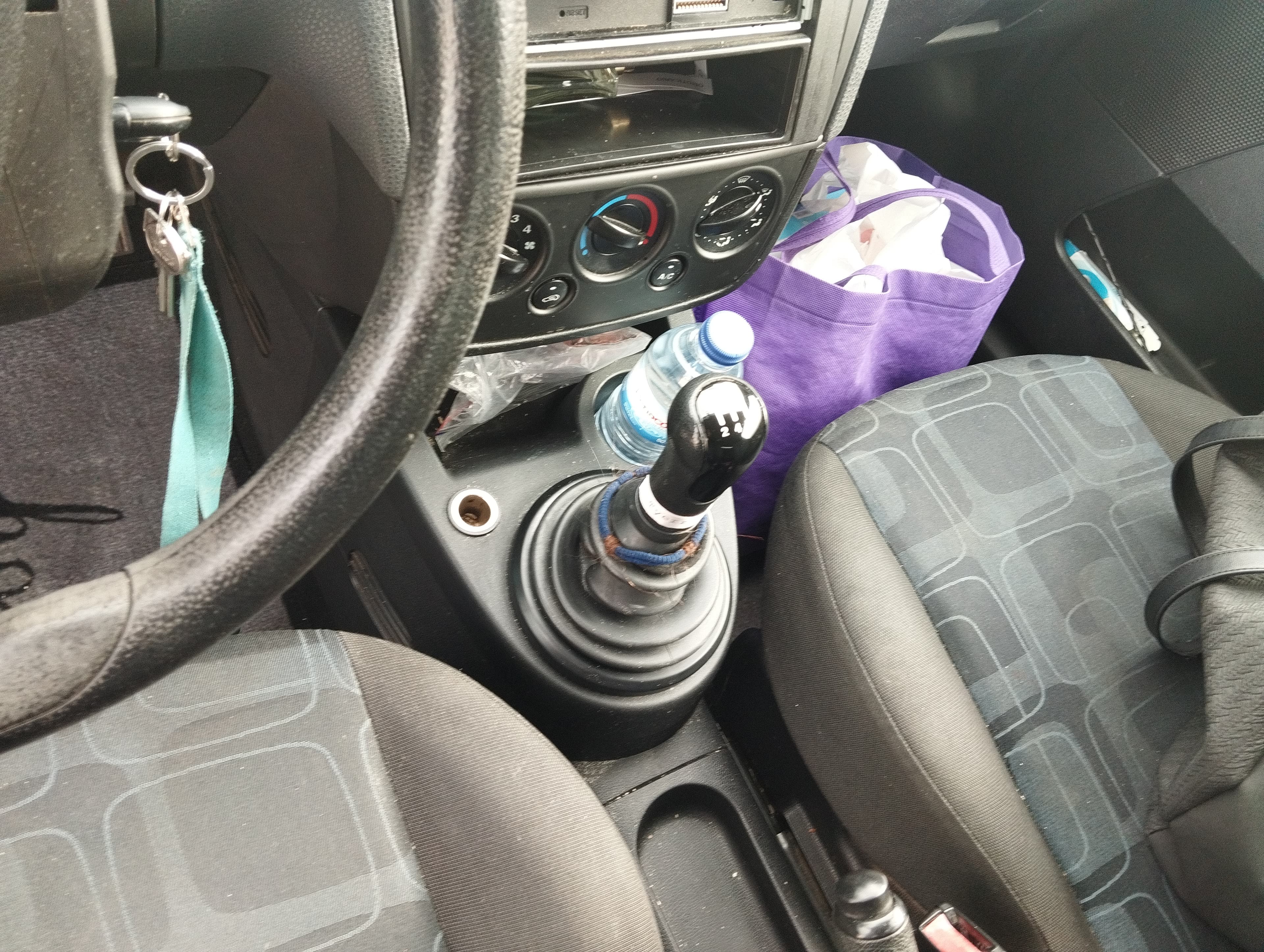Ford Fiesta 1.4 TDCI · Ano 2007 — imagen 10