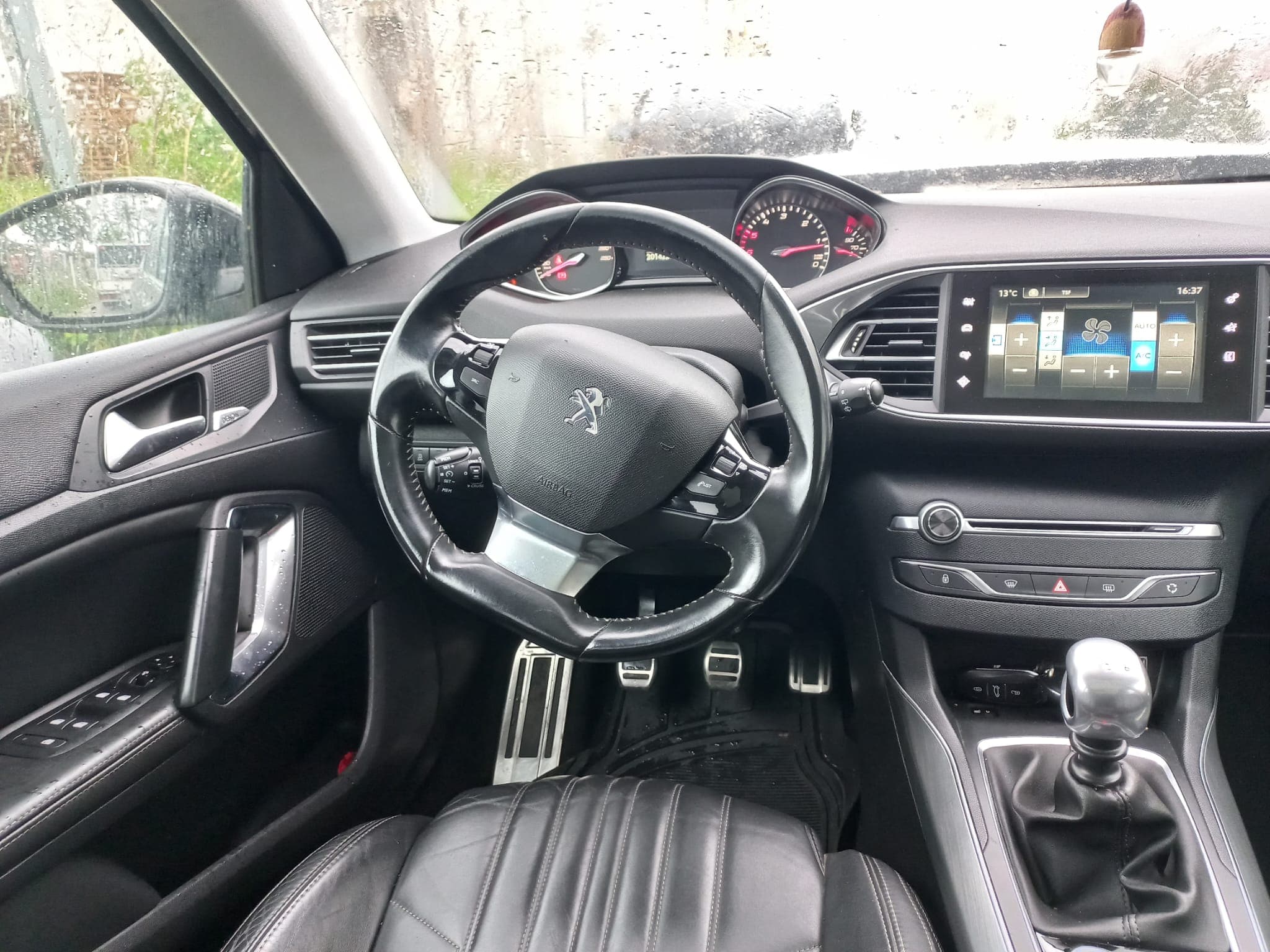 Peugeot 308 · Ano 2016 — imagen 25