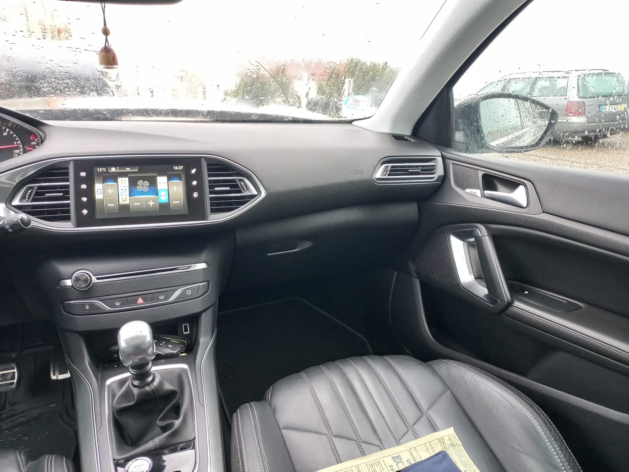 Peugeot 308 · Ano 2016 — imagen 24