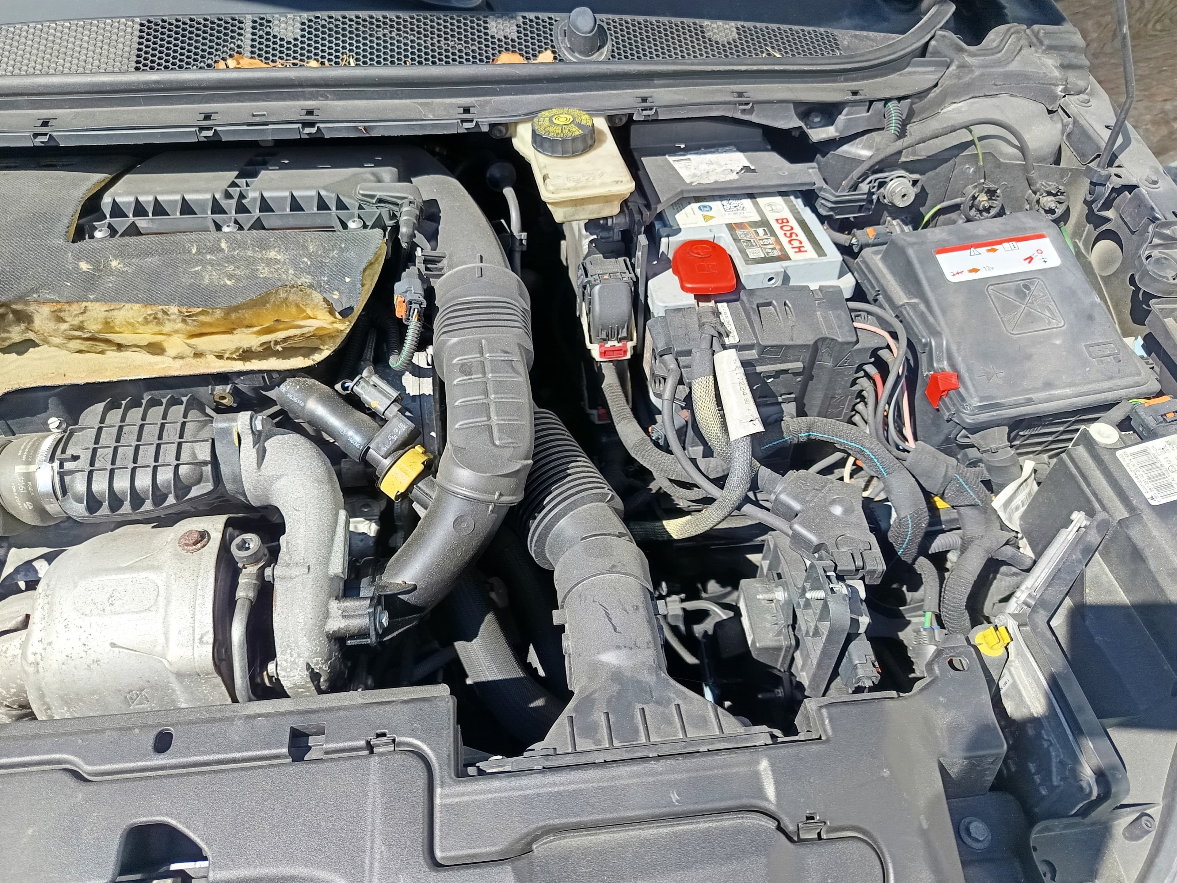 Peugeot 308 · Ano 2014 — imagem 14