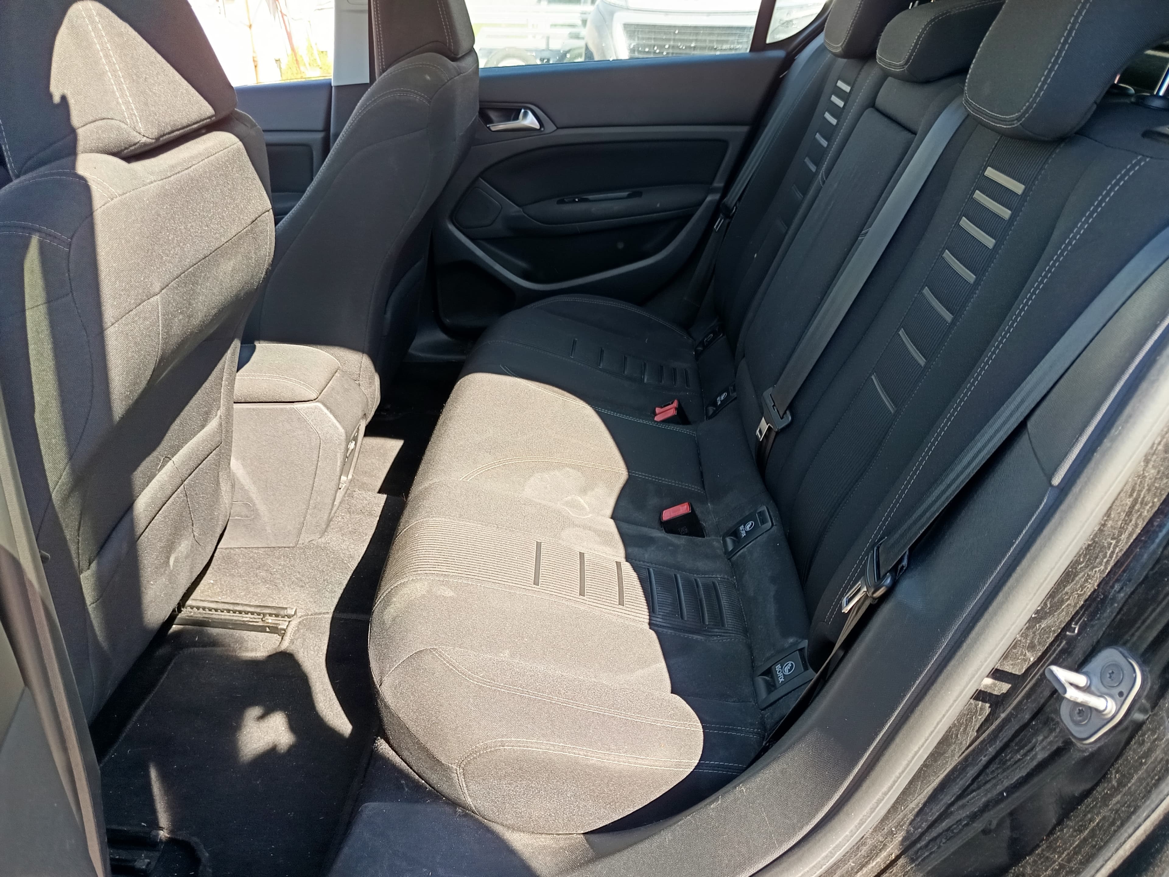 Peugeot 308 · Ano 2014 — imagem 32