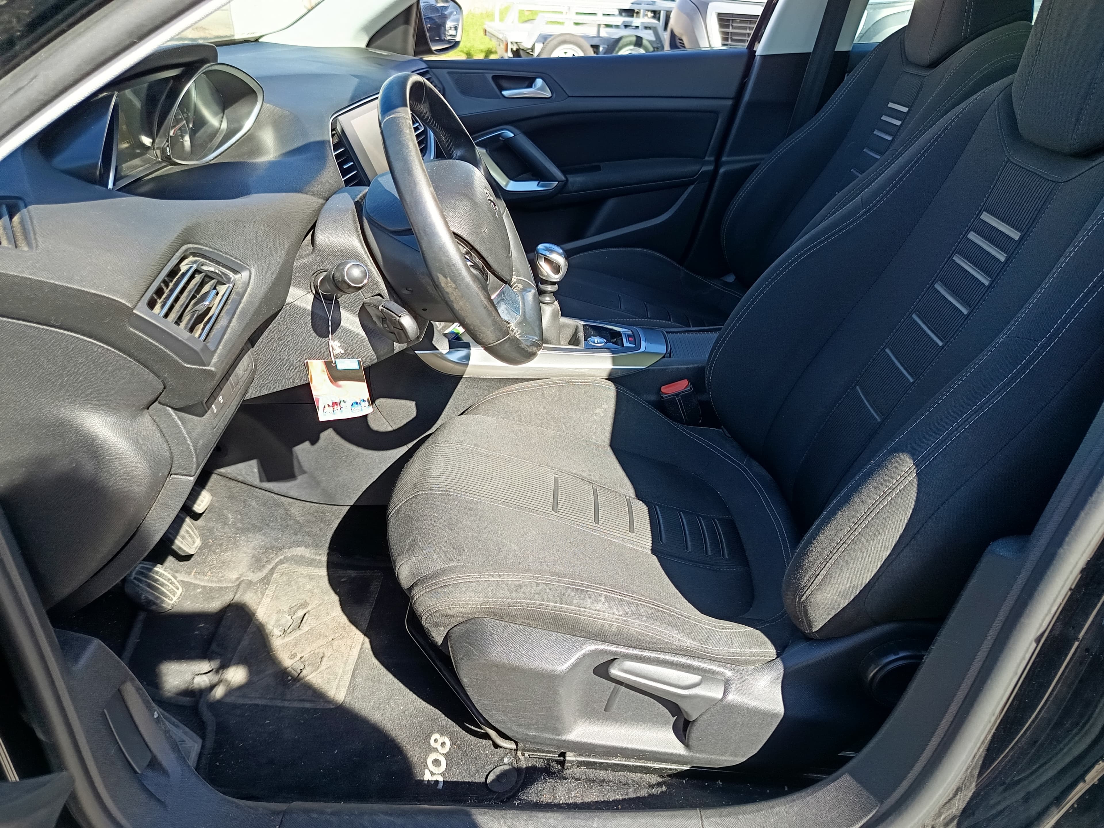 Peugeot 308 · Ano 2014 — imagem 35