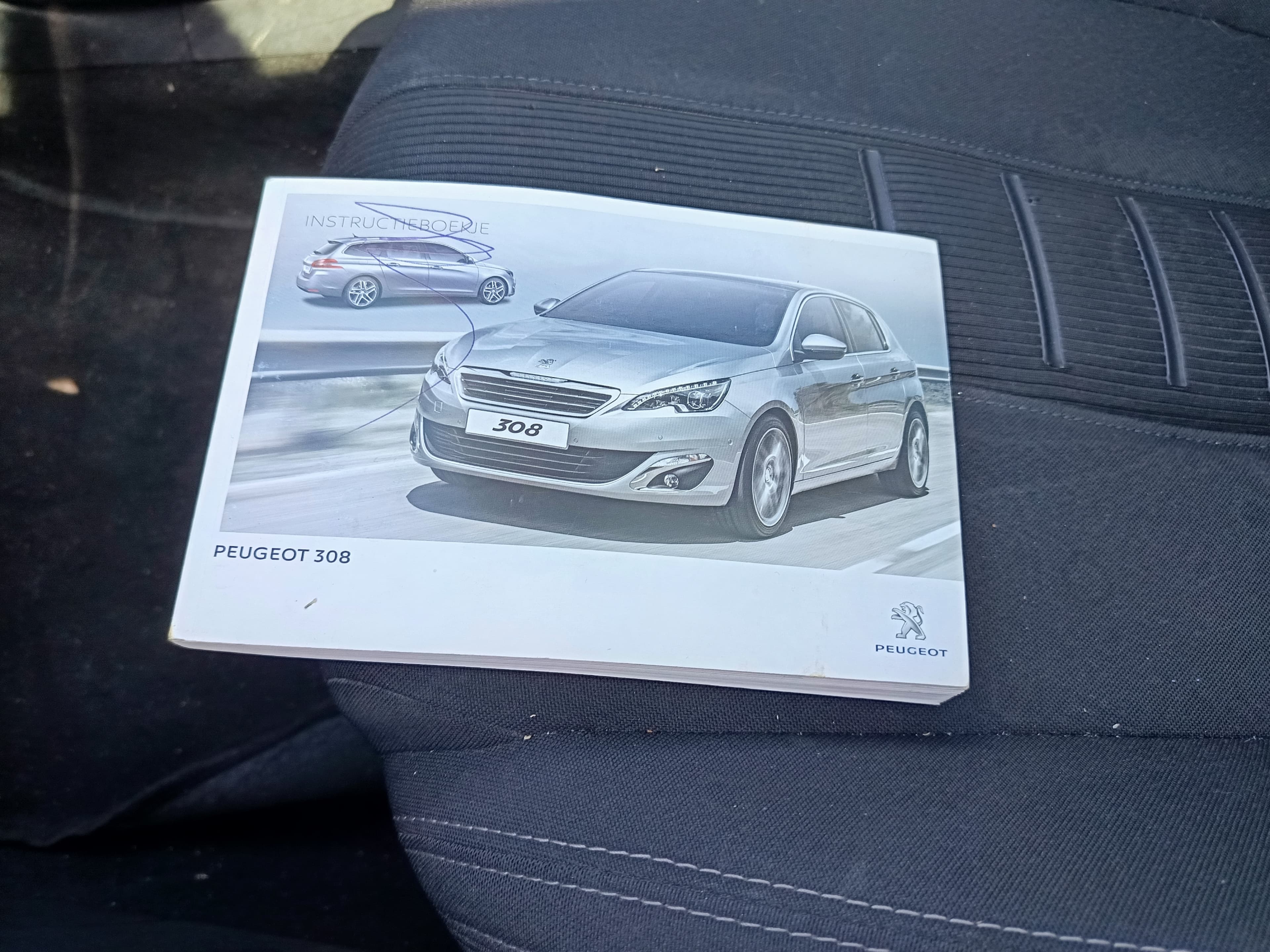 Peugeot 308 · Ano 2014 — imagem 49
