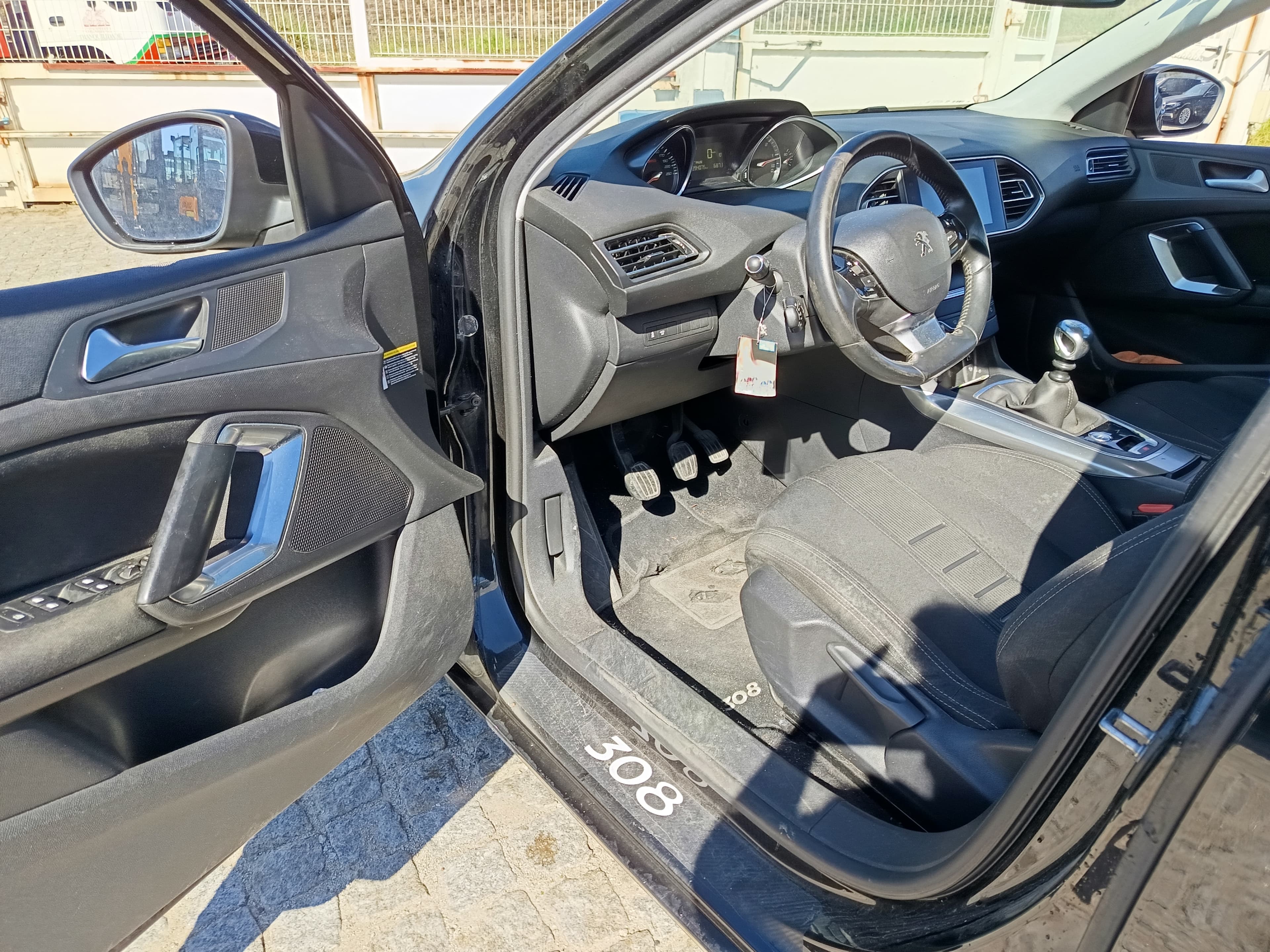 Peugeot 308 · Ano 2014 — imagem 33